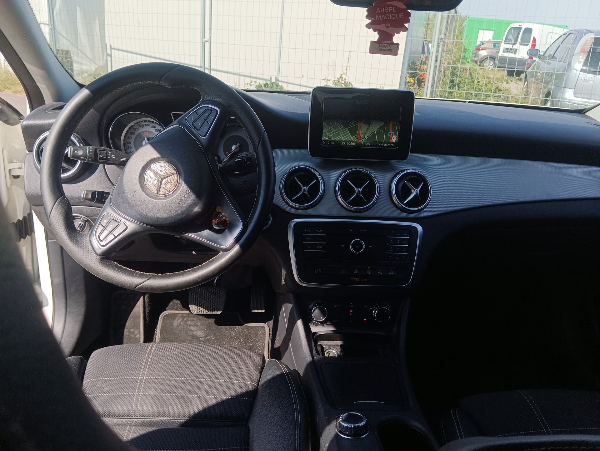 MERCEDES-BENZ GLA 200 CDI Swiss Star Edition 4Matic 7G-DCT-image-7