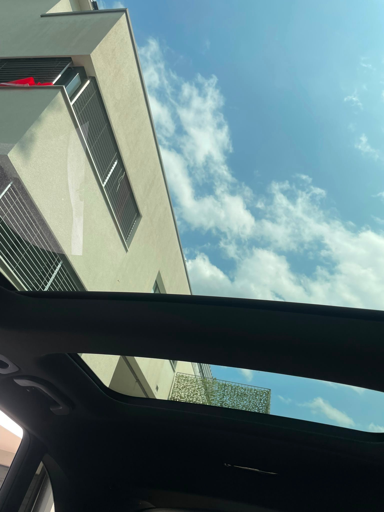 MERCEDES-BENZ GLC 43 AMG 4MATIC 9G-TRONIC | Panorama | Burmester | Fahrassistenz-image-10