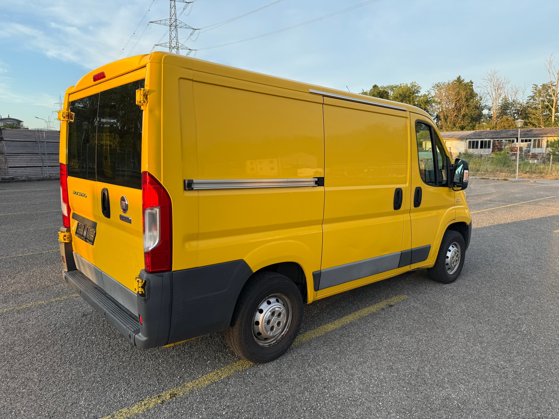FIAT Ducato 33 2.3 MJ MIT KLIMA-image-4