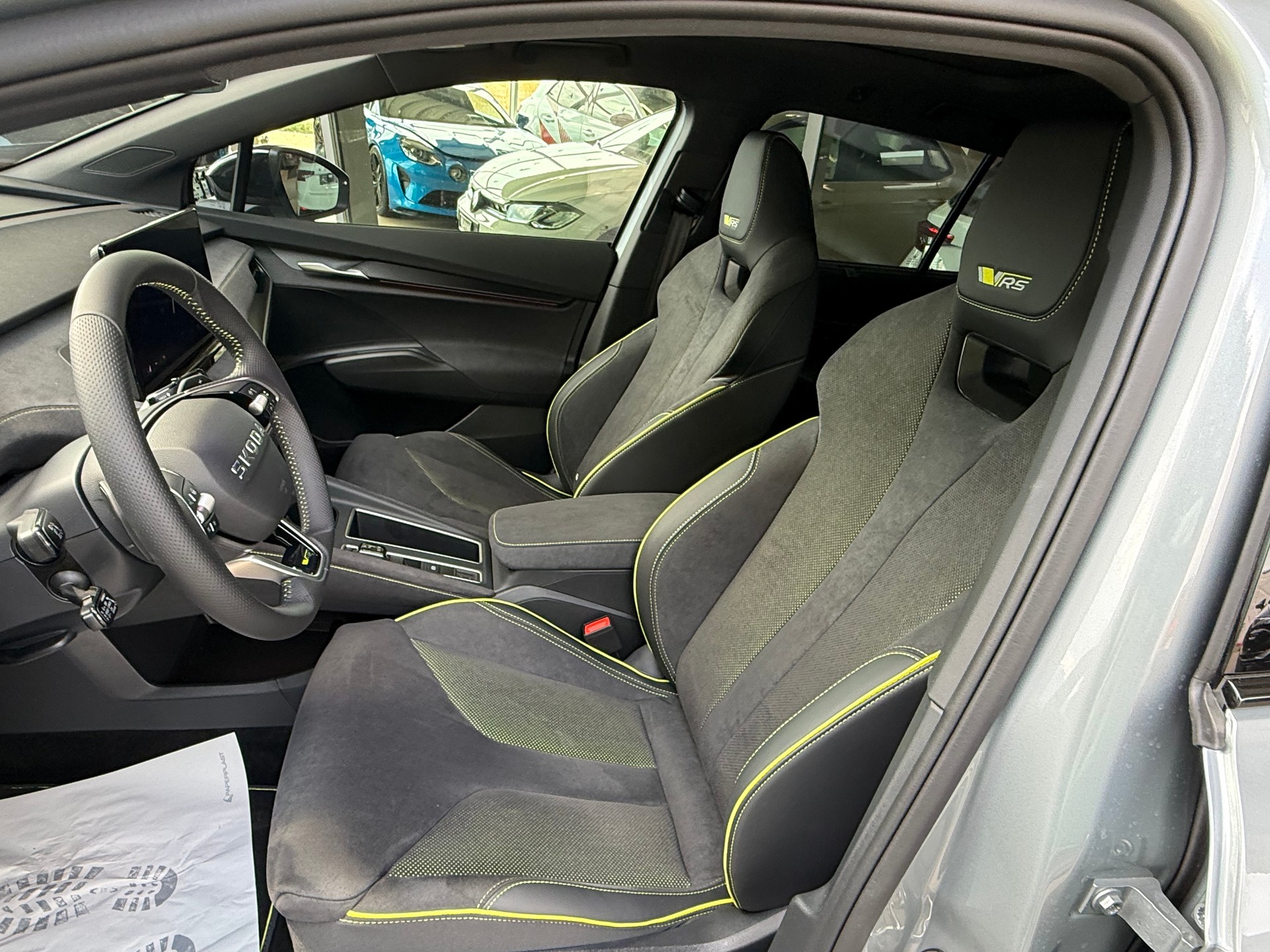 SKODA SKODA Enyaq iV RS-Lounge MAXX-image-5