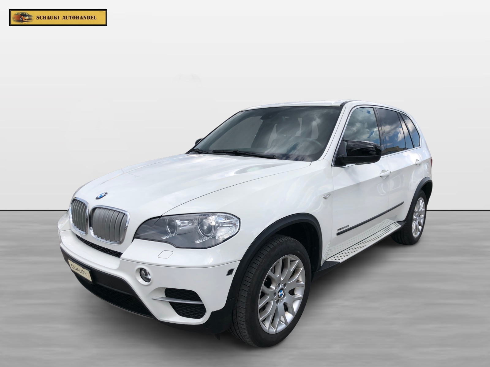 BMW X5 xDrive 50i Steptronic-image-0