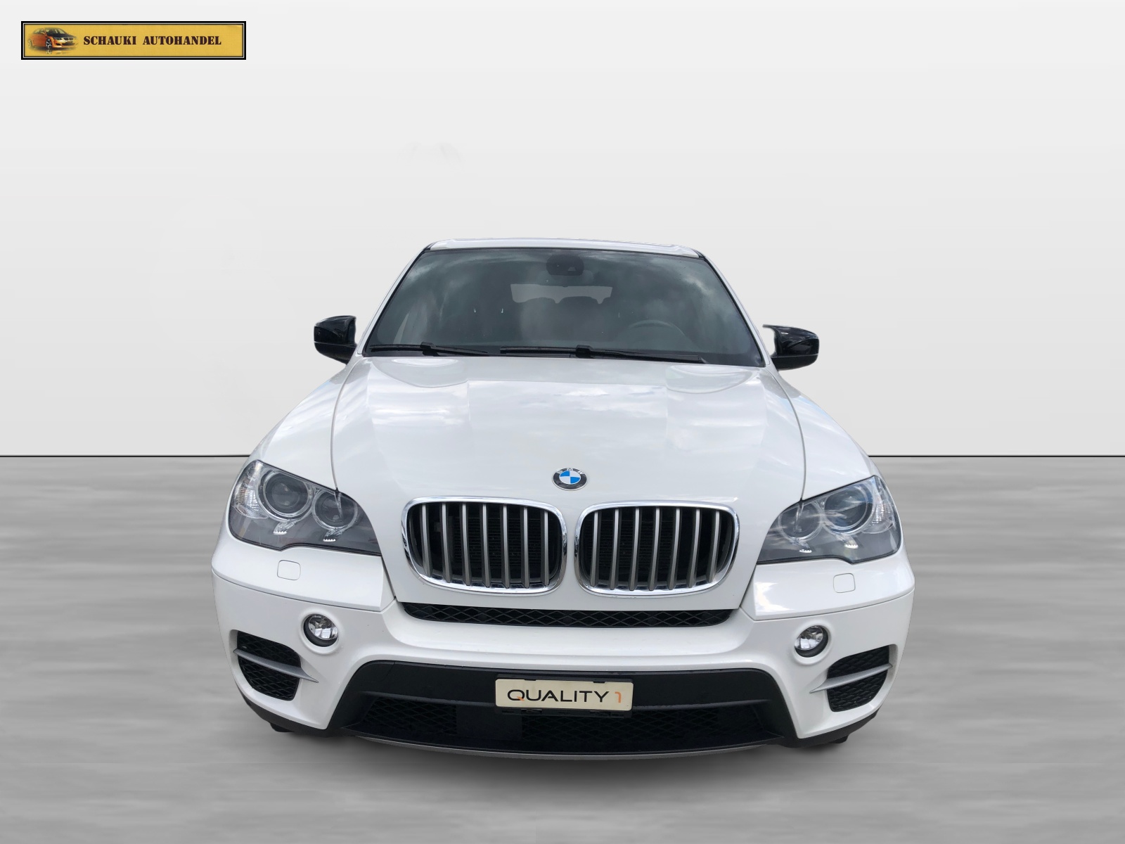 BMW X5 xDrive 50i Steptronic-image-1