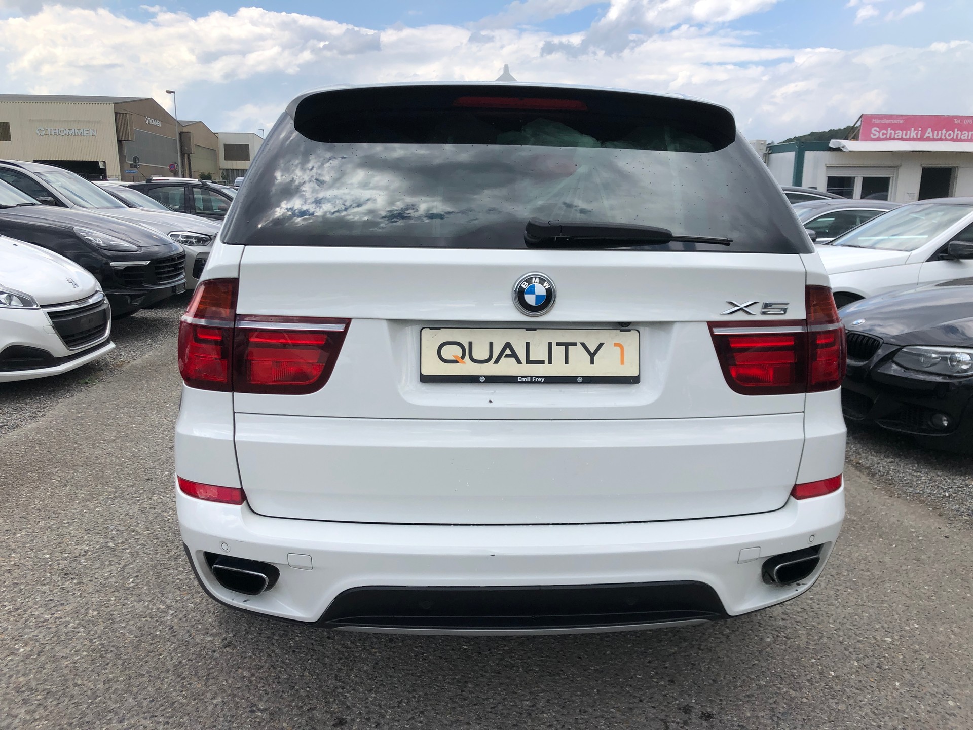BMW X5 xDrive 50i Steptronic-image-4