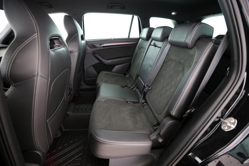 SKODA Kodiaq 2.0 TSI Sportline DSG-image-9