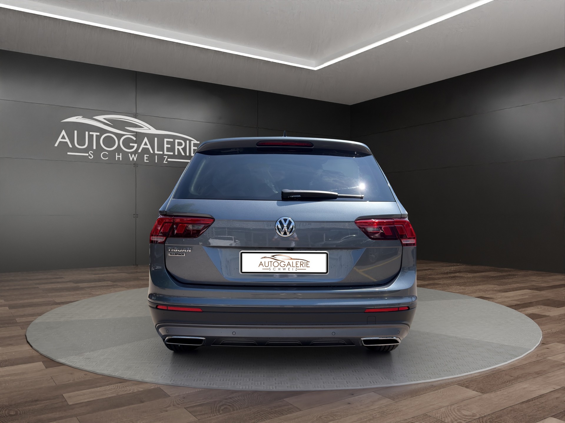 VW Tiguan Allspace 1.5TSI EVO Comfortline DSG | CH | Panorama | Leder Vienna | 7 Sitzer | -image-3