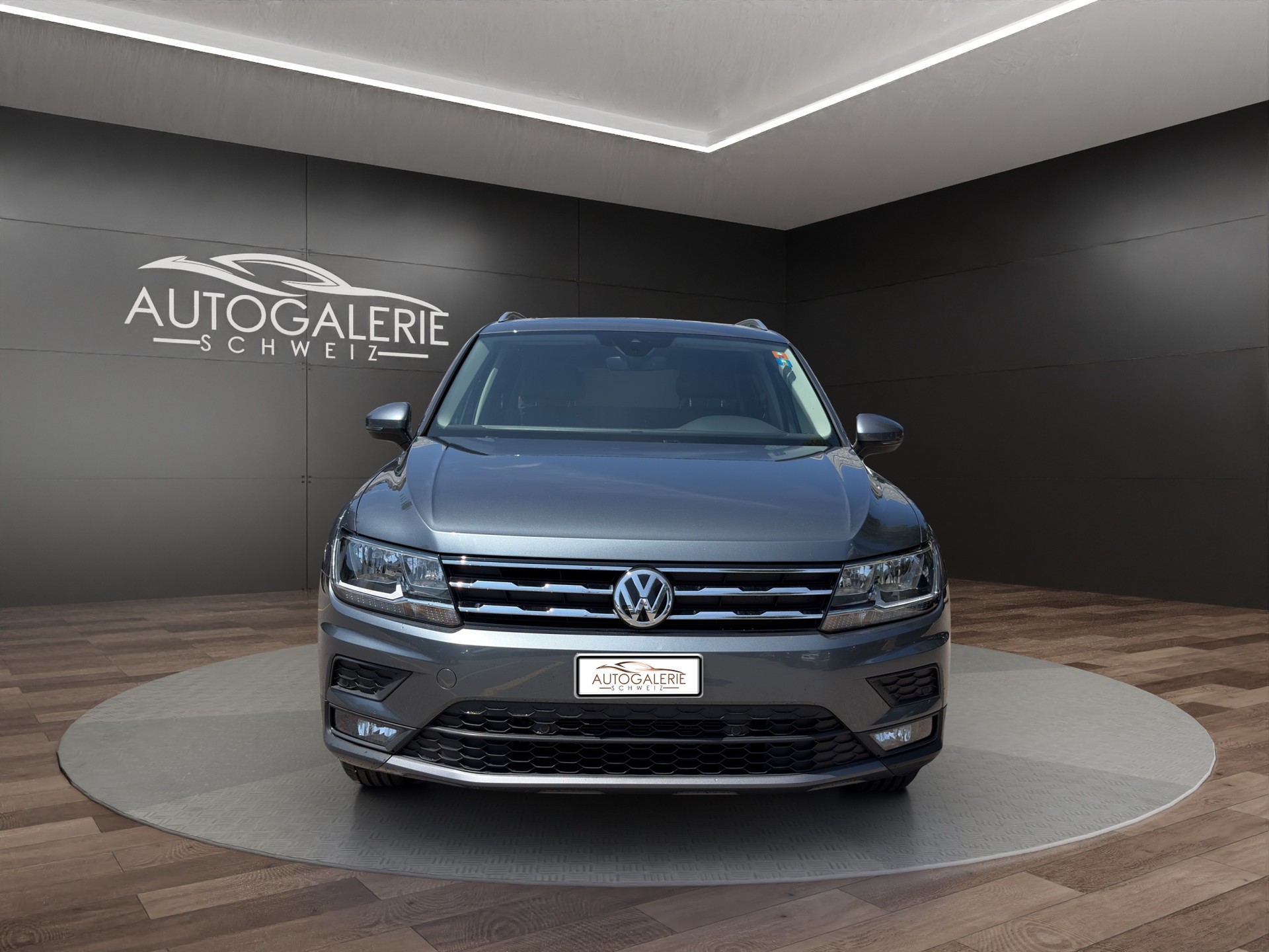 VW Tiguan Allspace 1.5TSI EVO Comfortline DSG | CH | Panorama | Leder Vienna | 7 Sitzer | -image-6