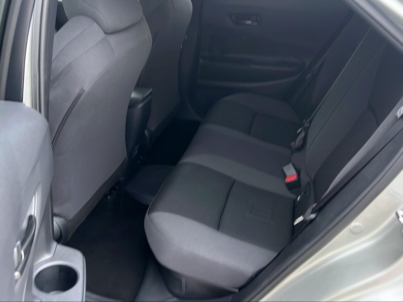 TOYOTA C-HR 2.0 PHEV Swiss Edition-image-5