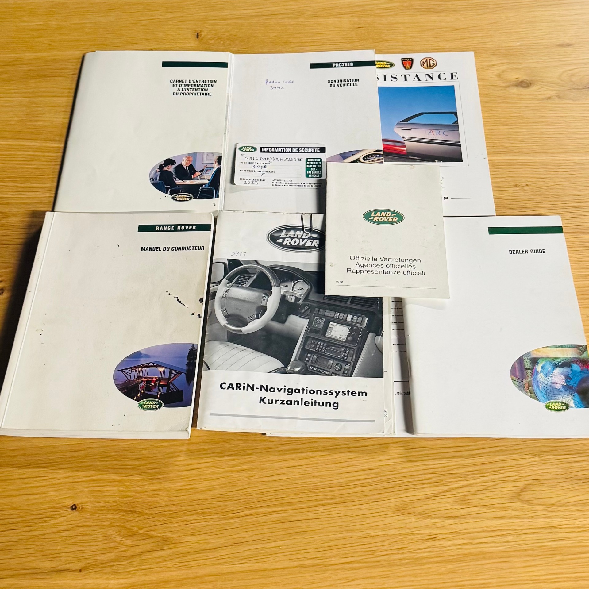 LAND ROVER 4.6 HSE Autobiography LE Anniversary-image-25