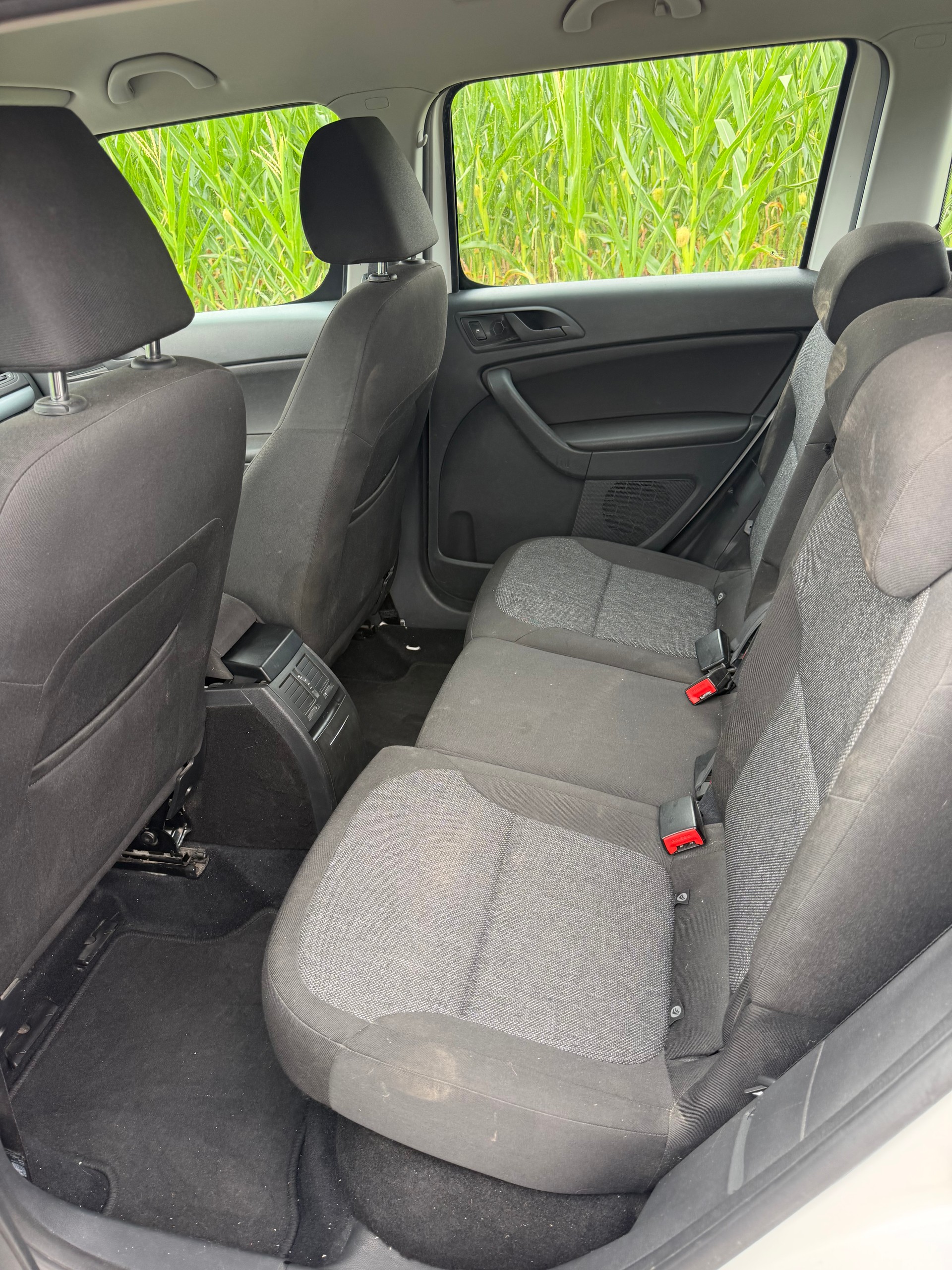SKODA Yeti 2.0 TDI Active 4x4 DSG-image-6