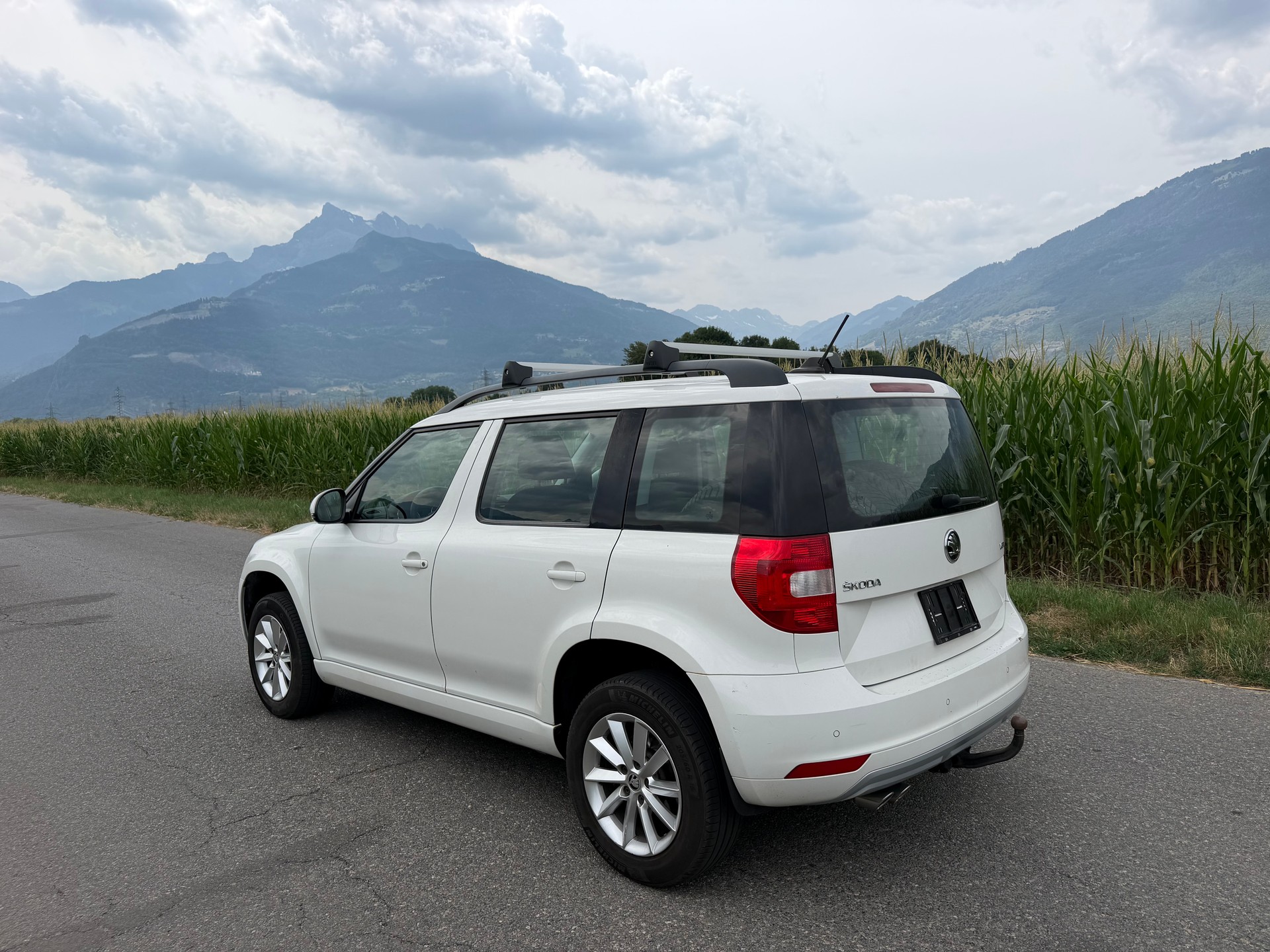 SKODA Yeti 2.0 TDI Active 4x4 DSG-image-3