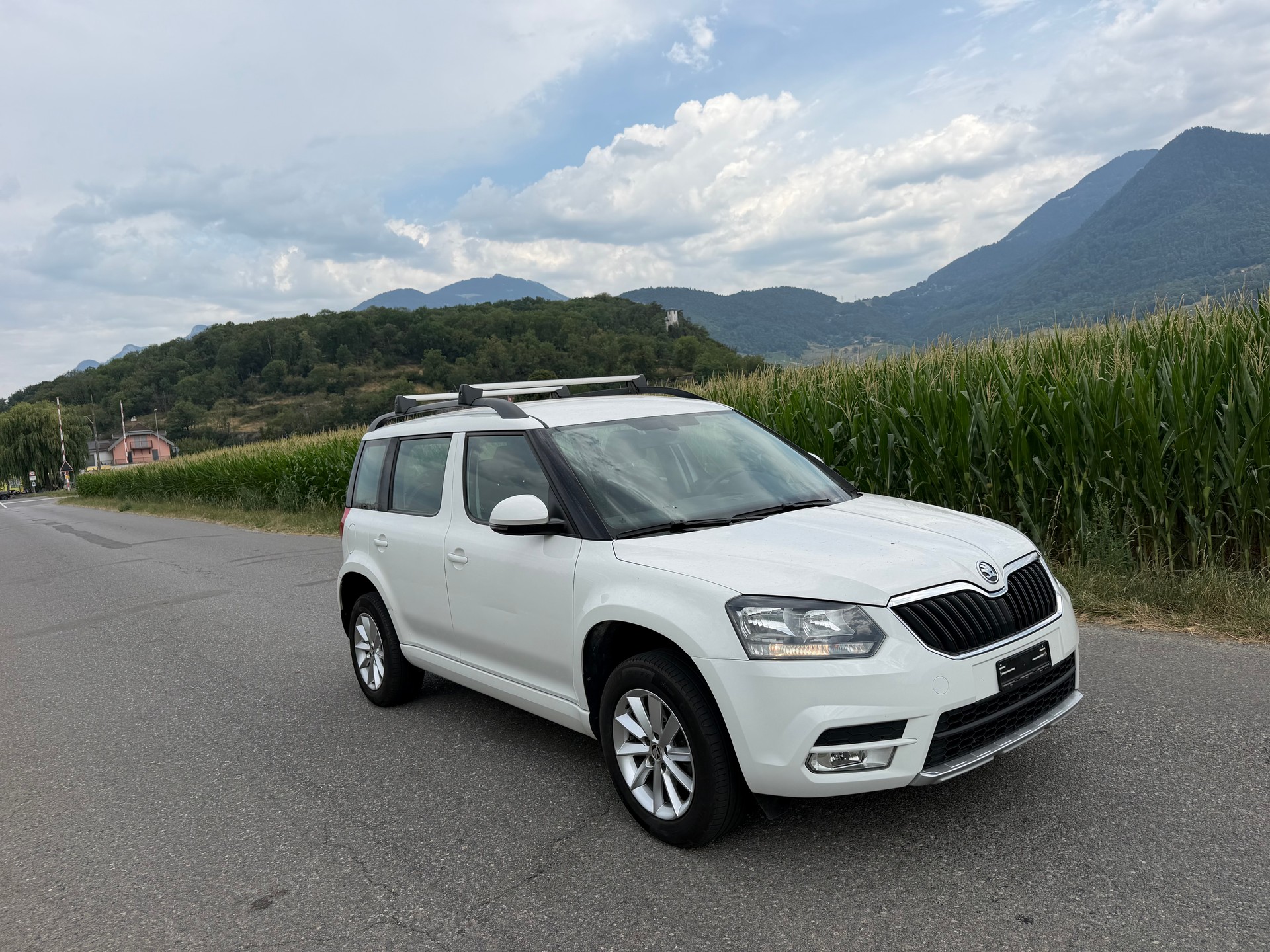 SKODA Yeti 2.0 TDI Active 4x4 DSG-image-2