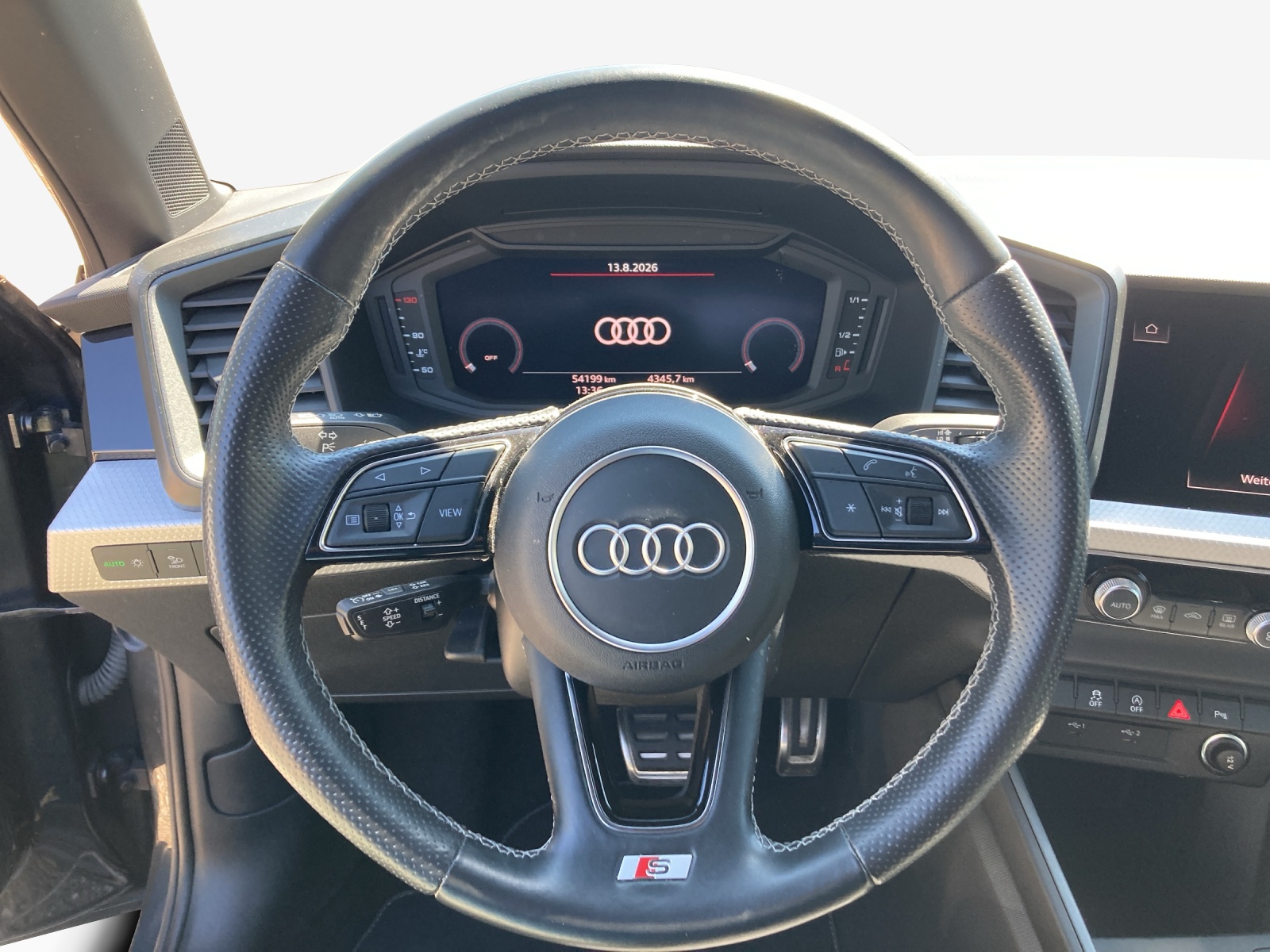 AUDI A1 Sportback 30 TFSI S Line Attraction S-tronic-image-9