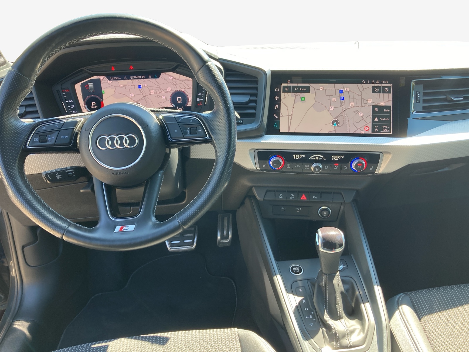 AUDI A1 Sportback 30 TFSI S Line Attraction S-tronic-image-8
