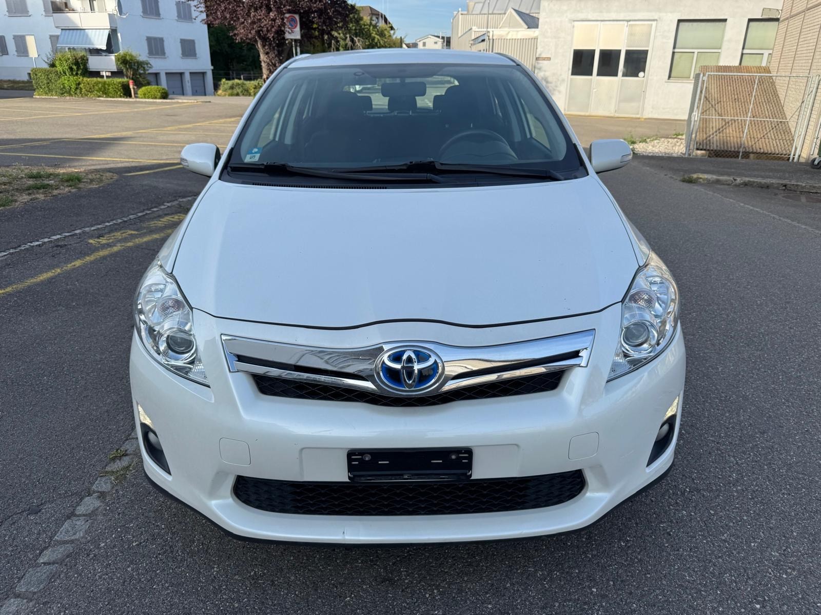 TOYOTA Auris 1.8 16V HSD Linea Luna-image-3