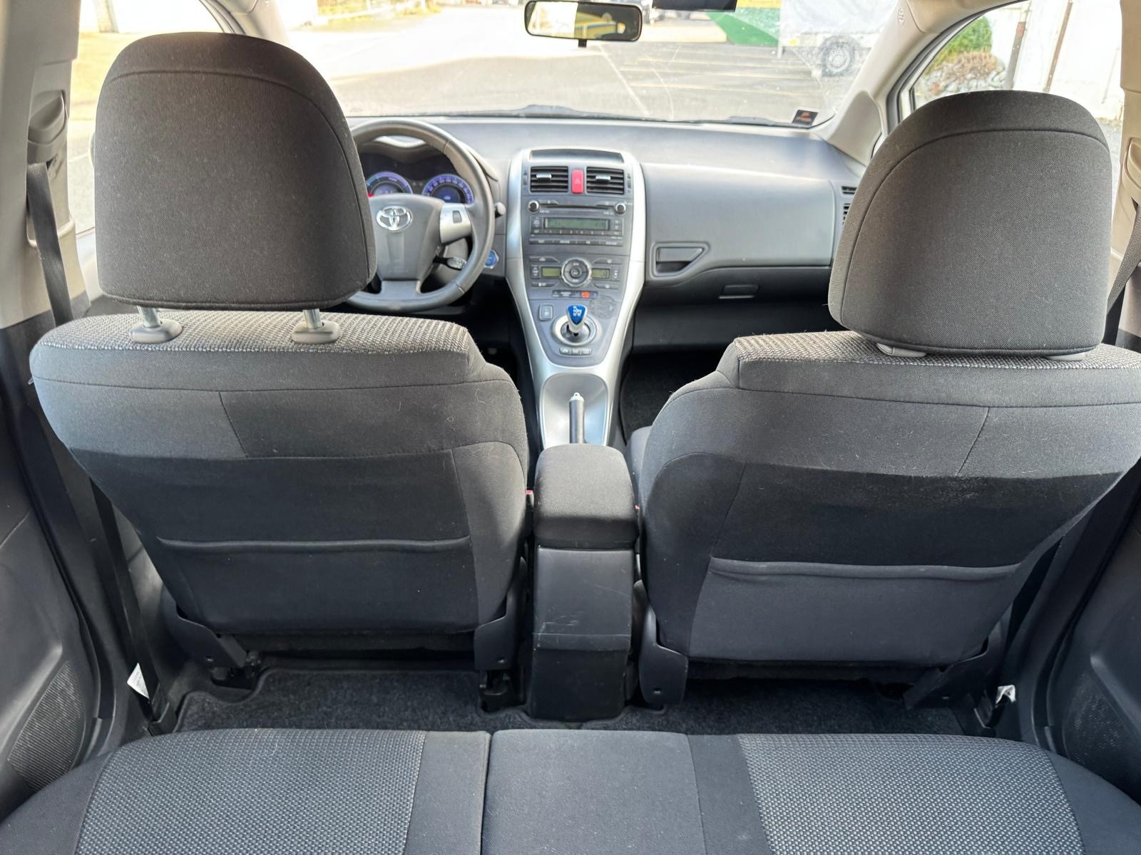 TOYOTA Auris 1.8 16V HSD Linea Luna-image-10