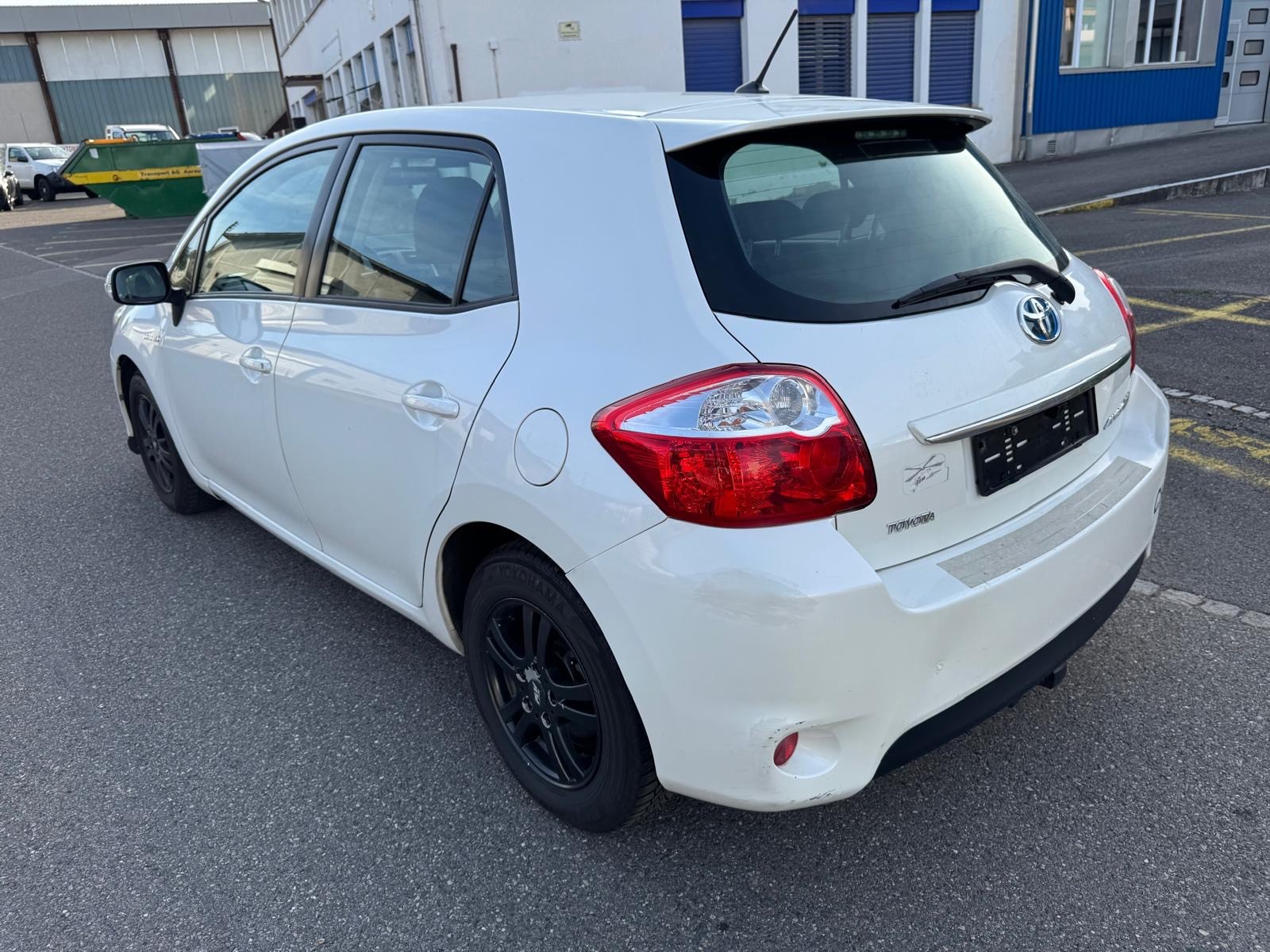 TOYOTA Auris 1.8 16V HSD Linea Luna-image-2