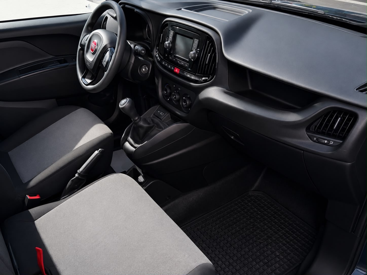 FIAT Doblò 1.3 Multijet Cargo Swiss-image-4