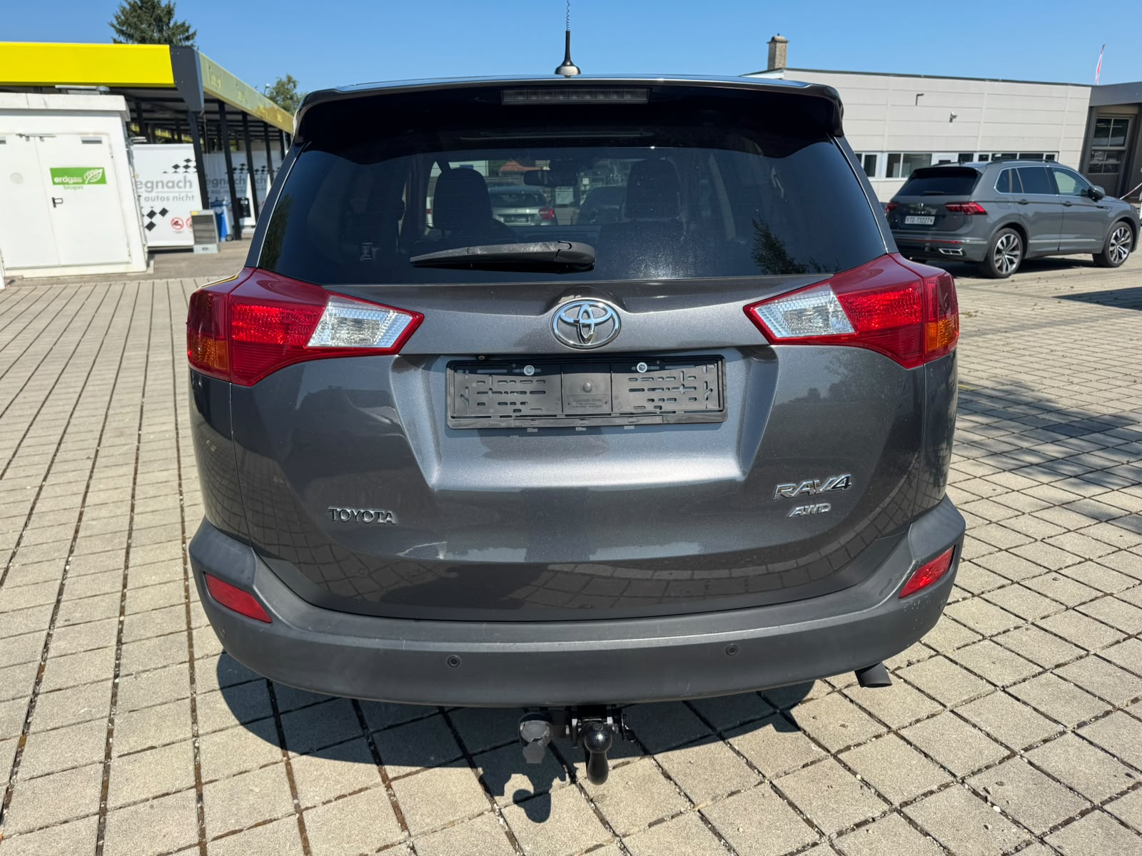 TOYOTA RAV-4 2.2D-CAT Sol Premium AT-image-6
