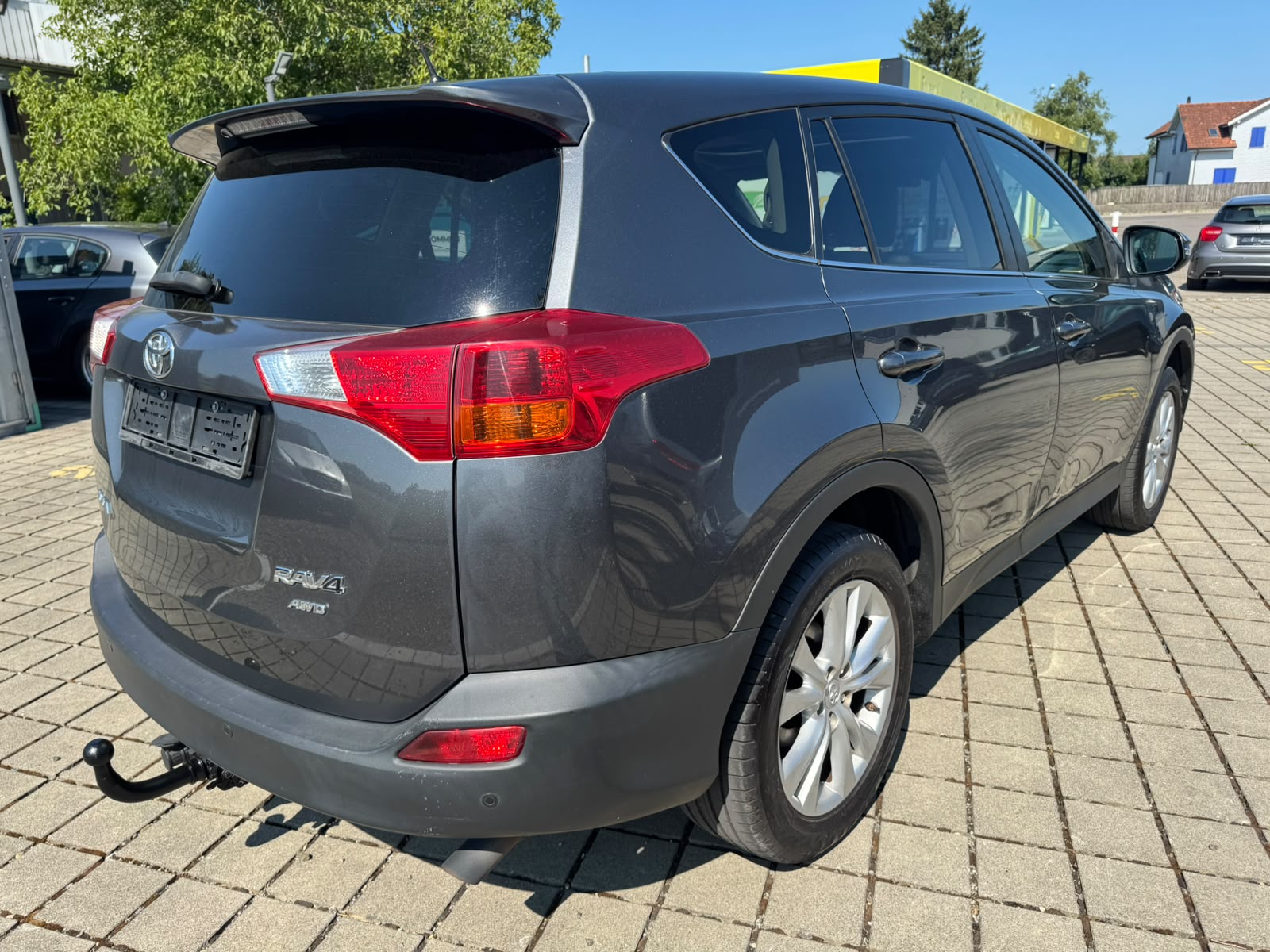 TOYOTA RAV-4 2.2D-CAT Sol Premium AT-image-8