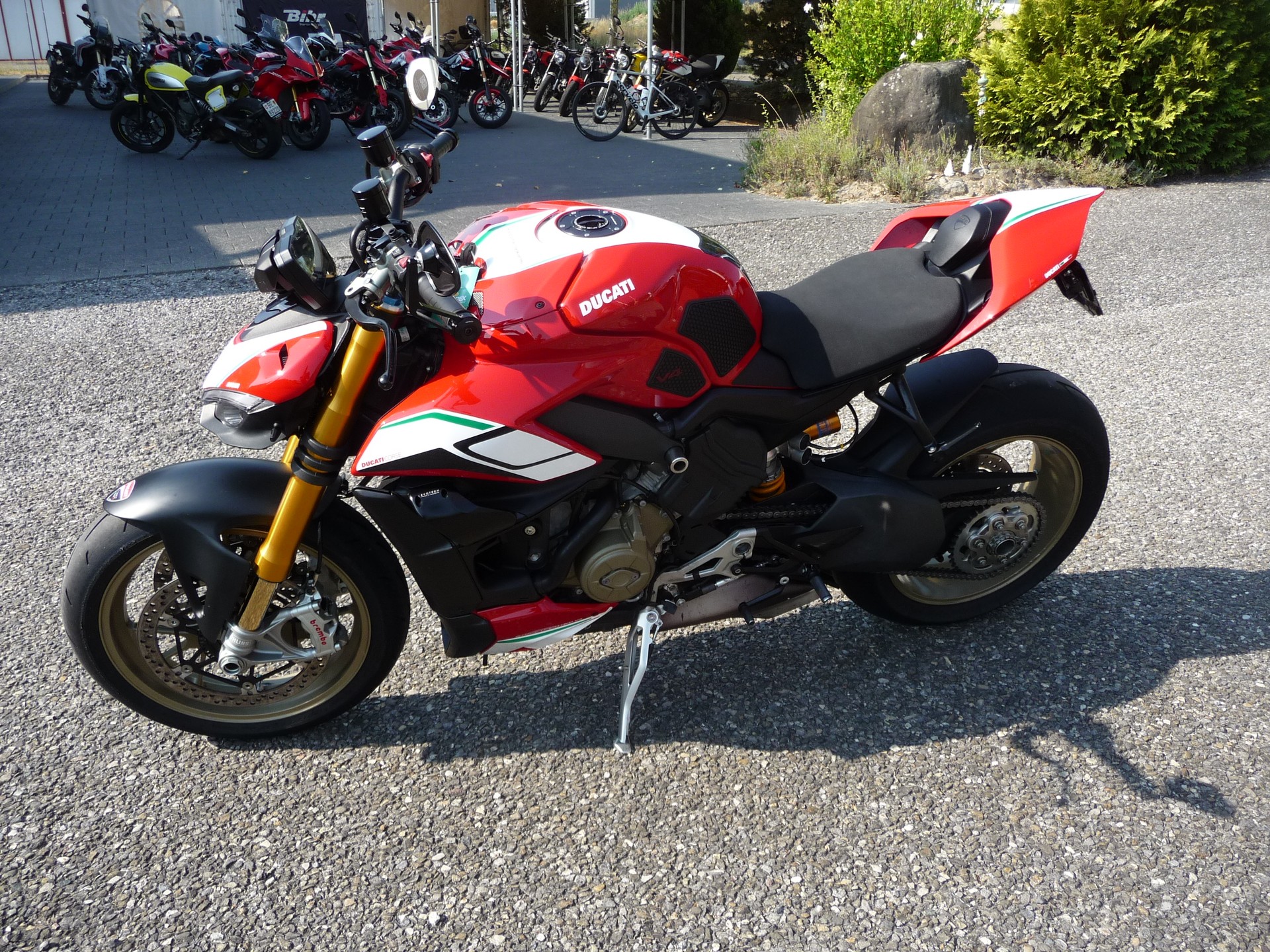 DUCATI Streetfighter V4 S-showroom-element-3