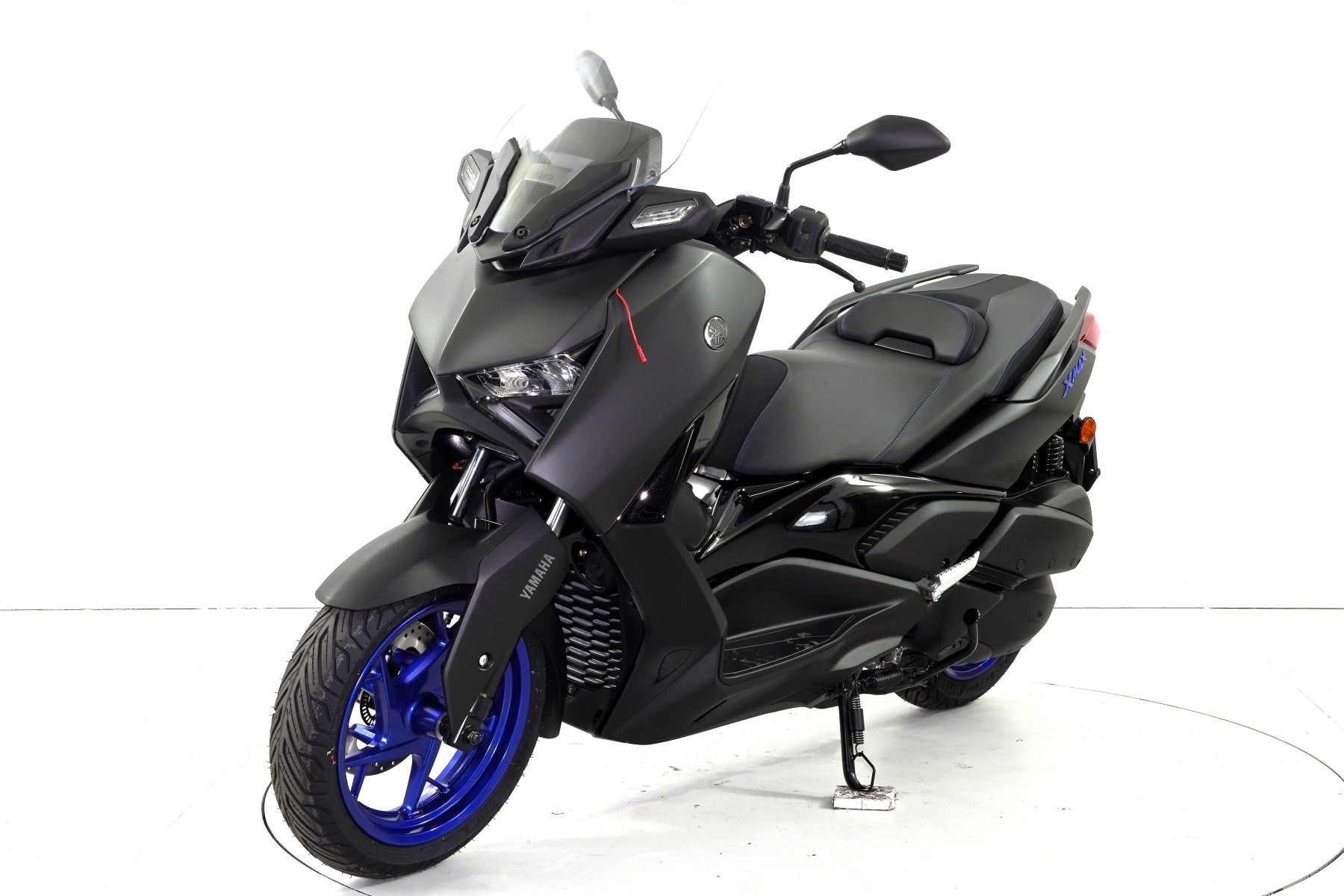 YAMAHA 300 X-Max ABS-showroom-element-2