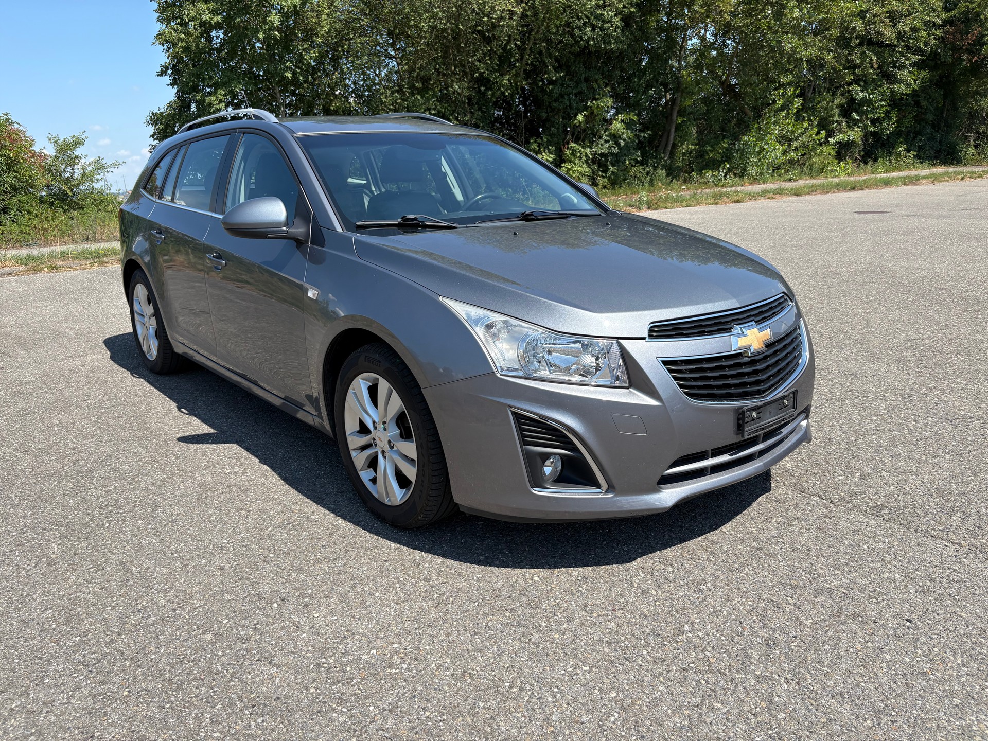 CHEVROLET Cruze Station Wagon 1.7 VCDi LT-image-2
