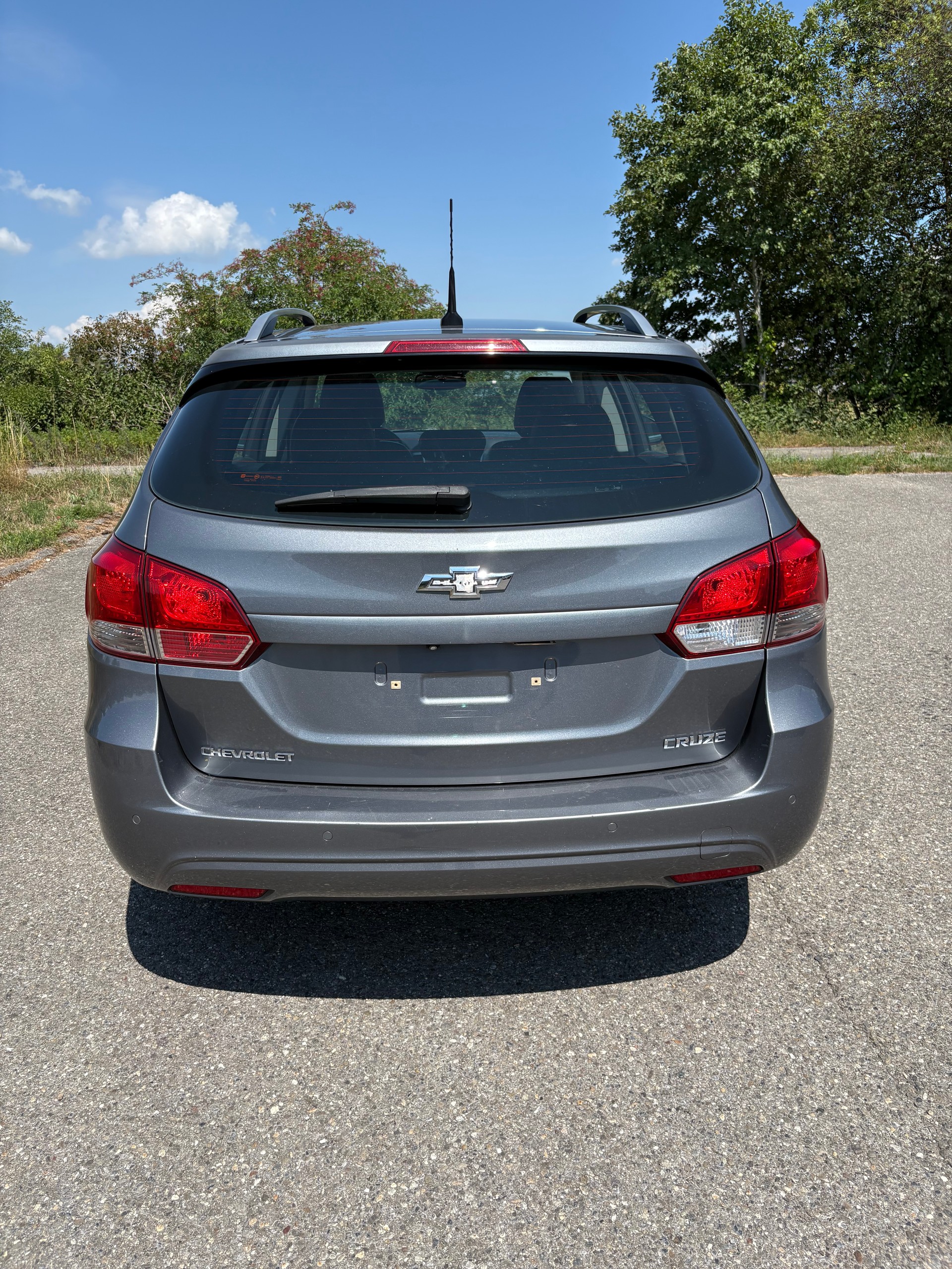 CHEVROLET Cruze Station Wagon 1.7 VCDi LT-image-5
