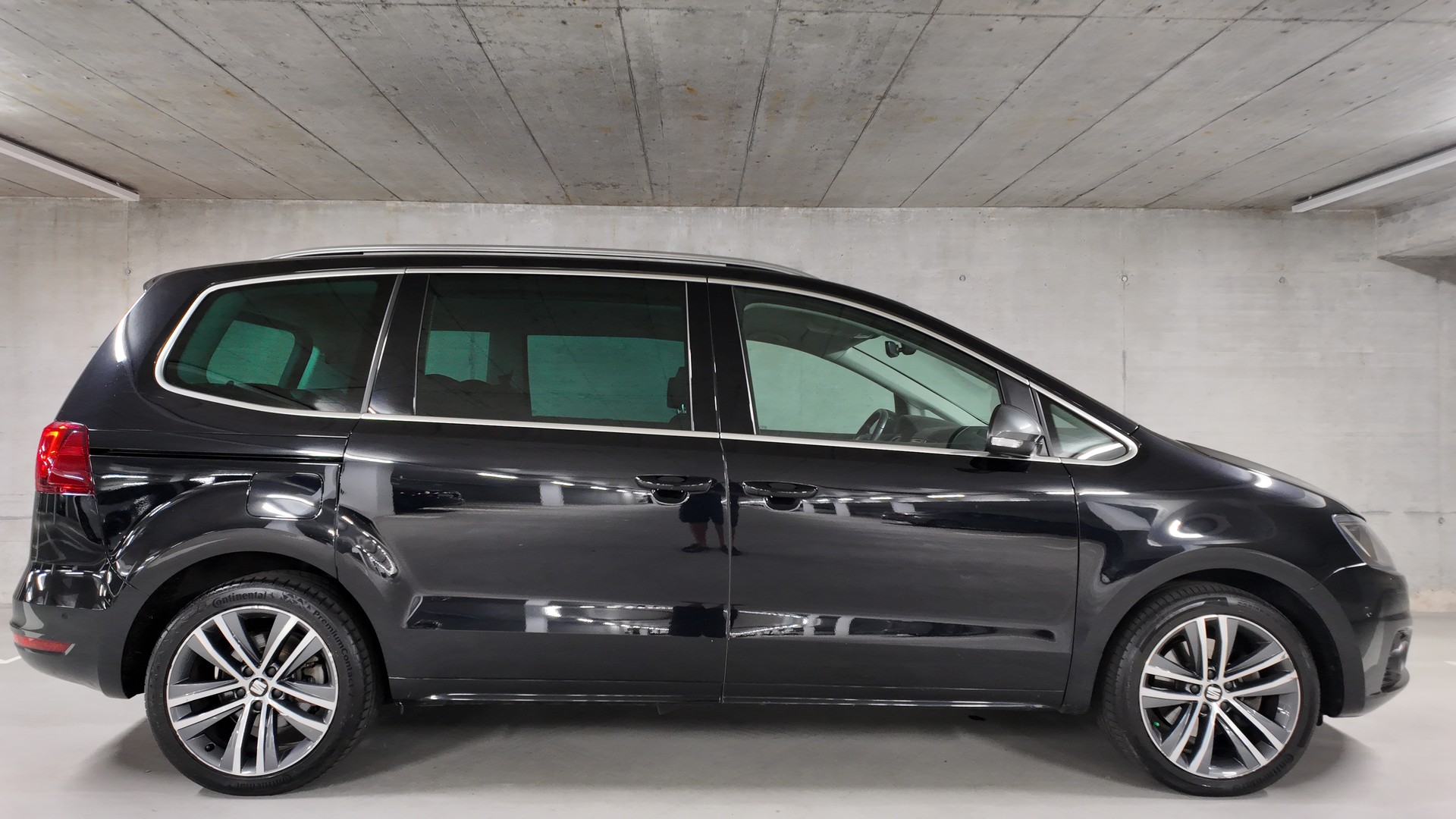 SEAT Alhambra 2.0 TDI FR Line 4Drive-showroom-element-3