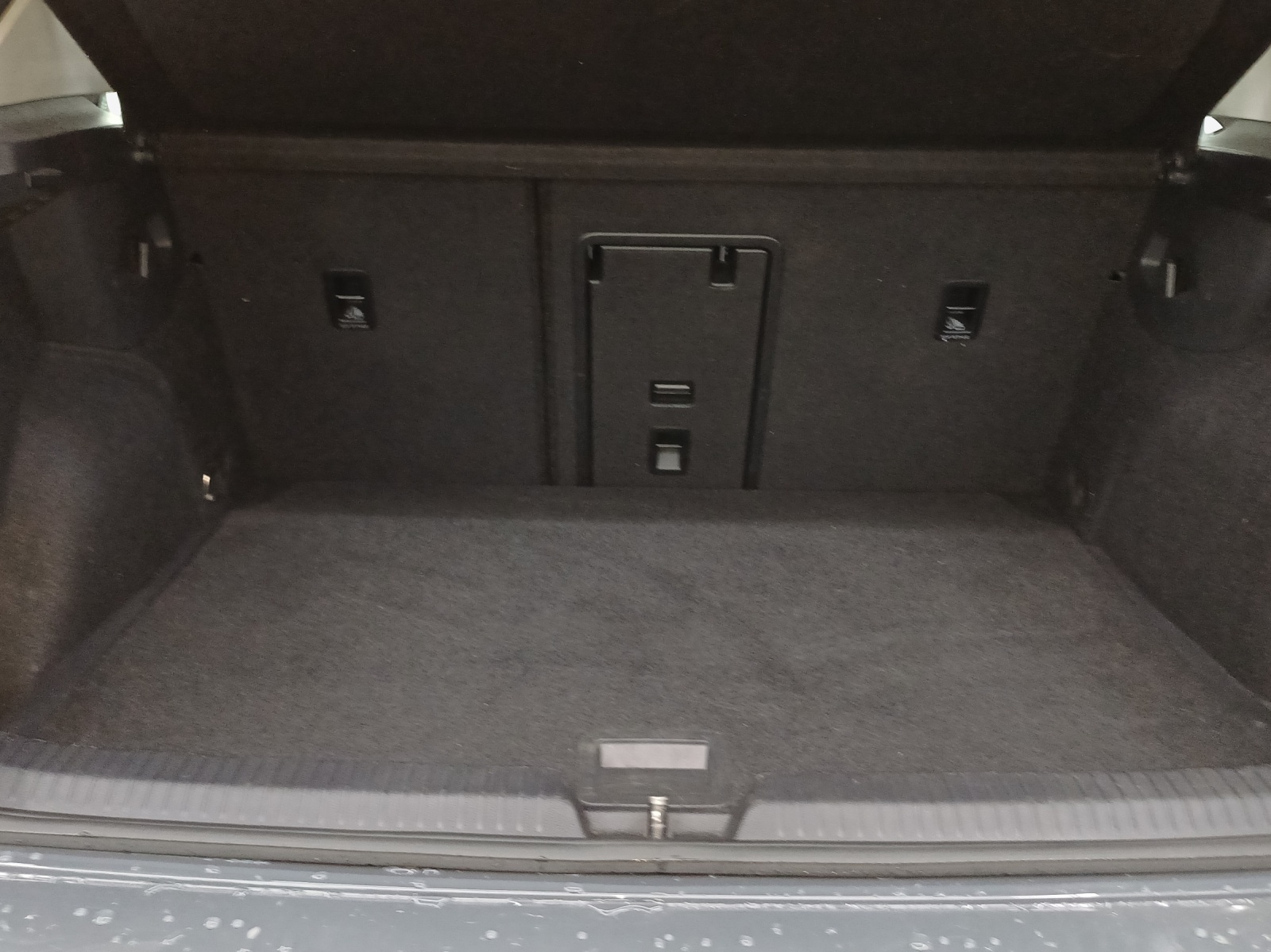 VW Golf 2.0 TDI Style DSG-image-12