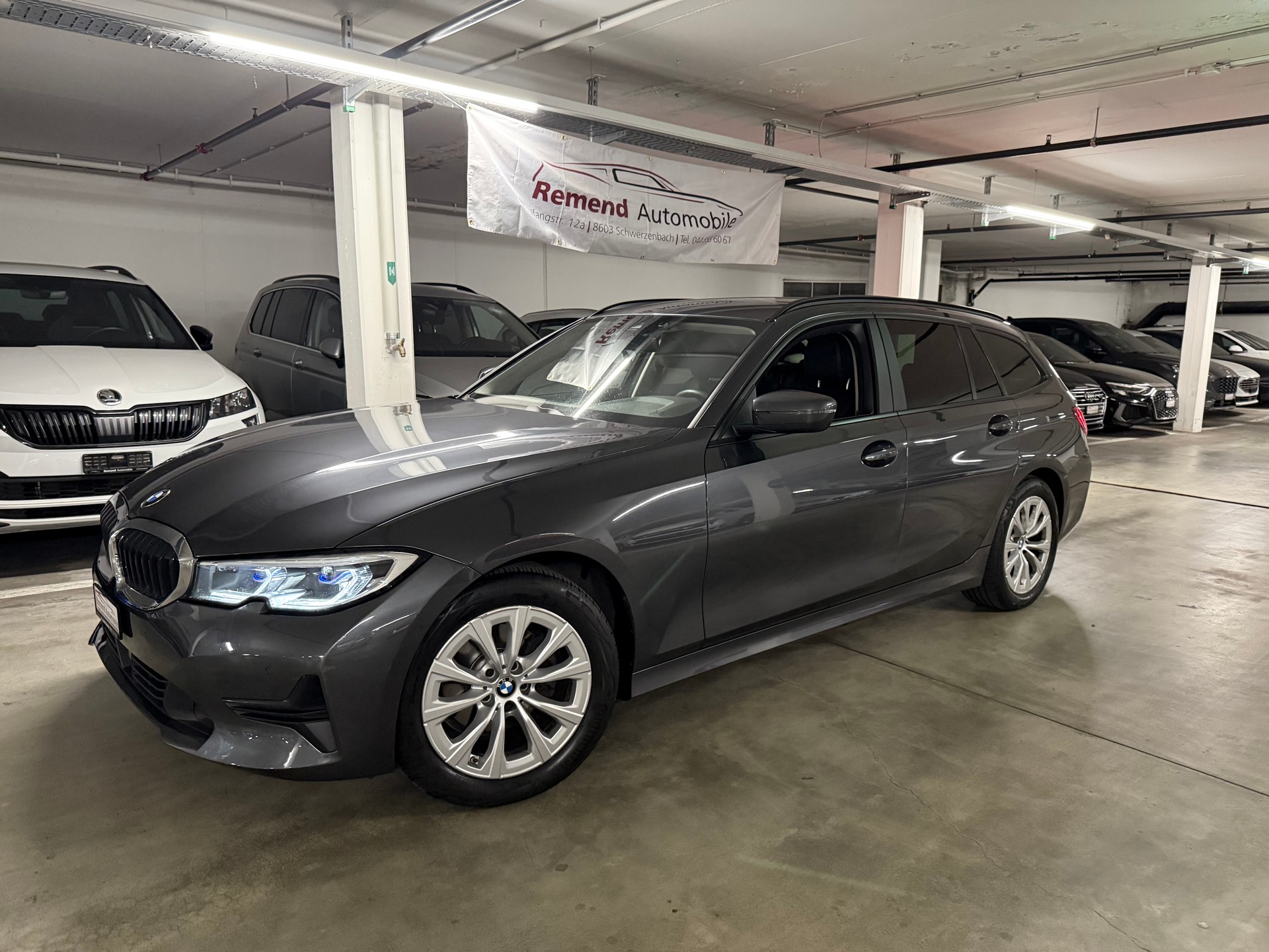 BMW 320d xDrive 48V Touring Steptronic AHK, RF Kamera-image-0