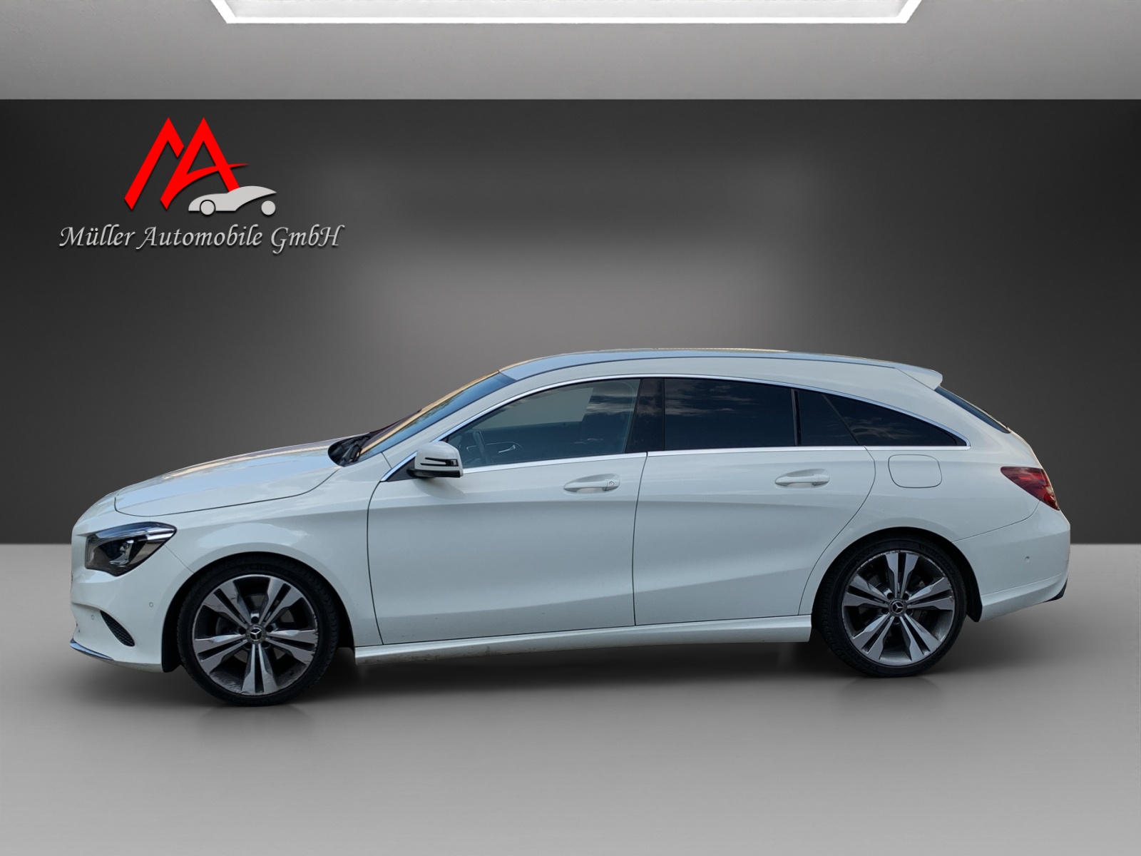 MERCEDES-BENZ CLA Shooting Brake 200 Night Star 7G-DCT-image-5