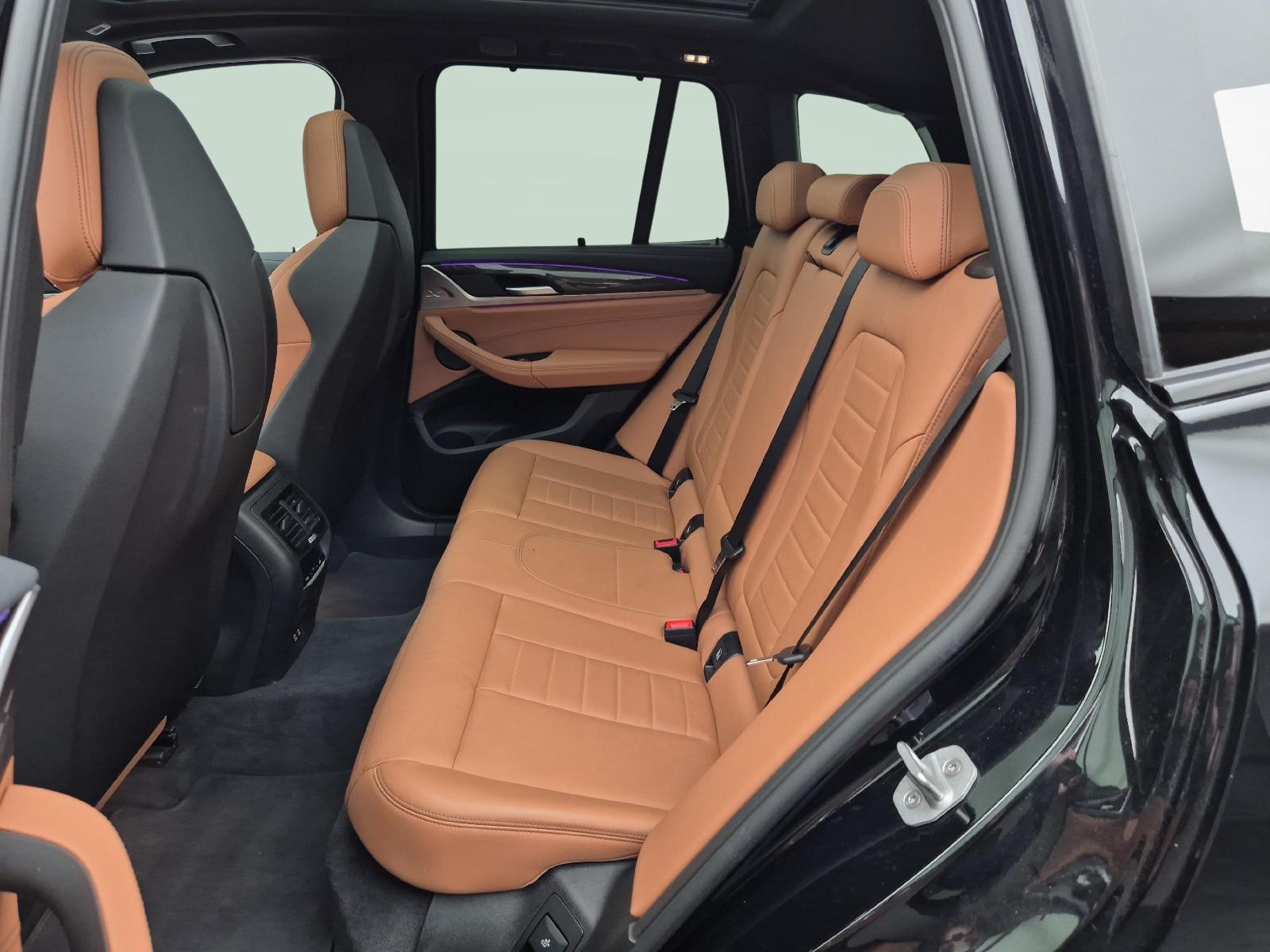 BMW X3 M40i-image-3