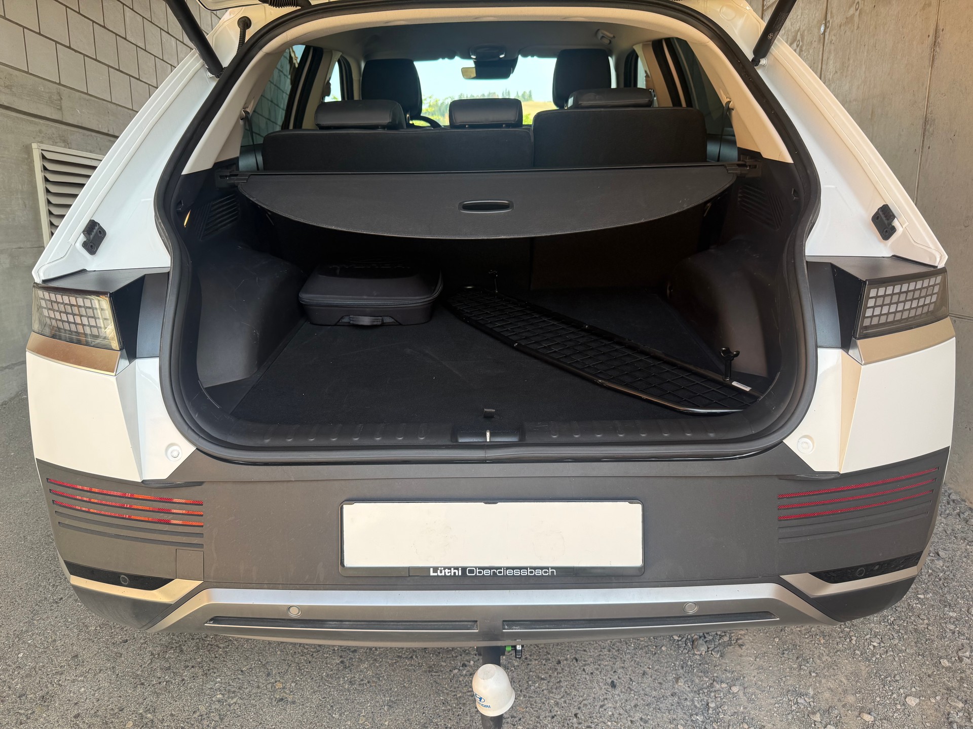 HYUNDAI Ioniq 5 77kWh Amplia 4WD-image-5