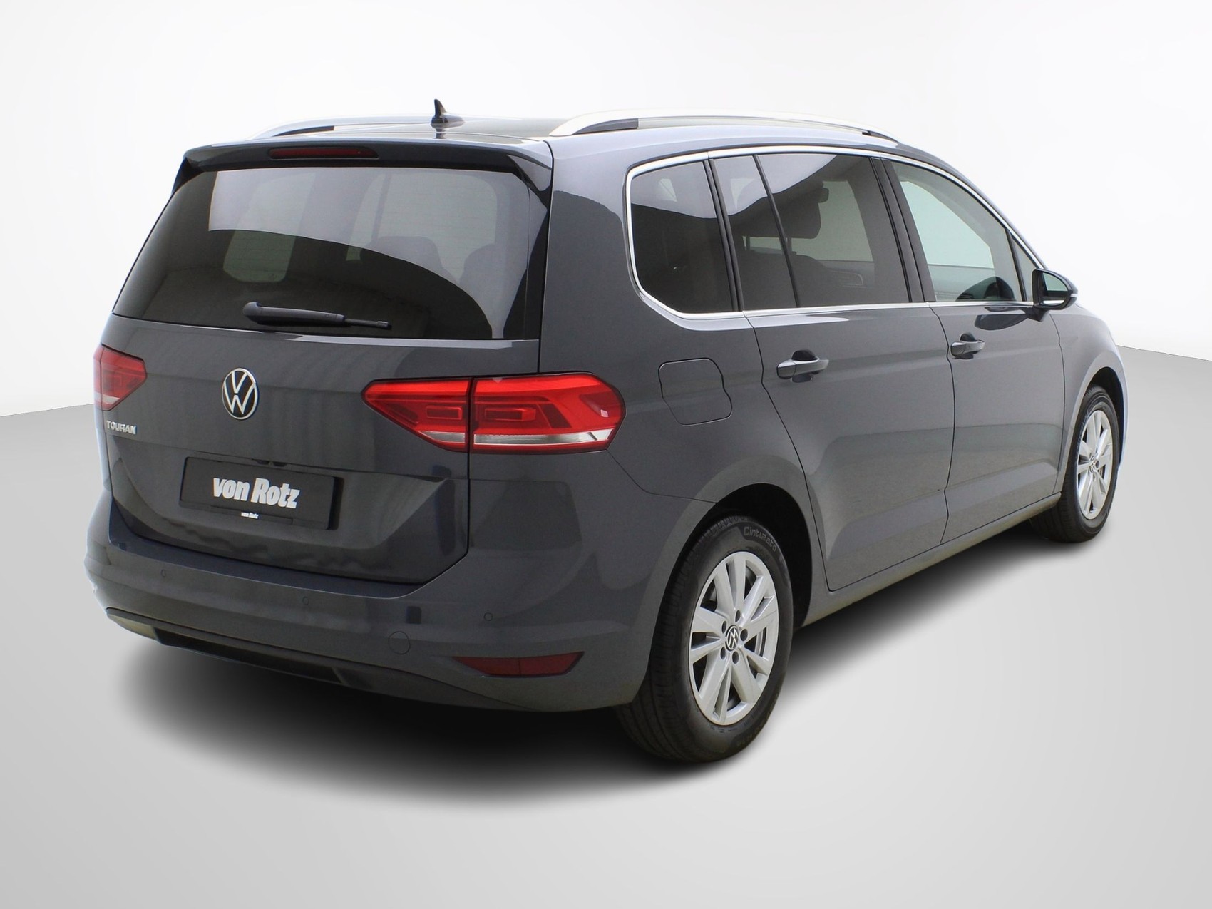 VW Touran 1.5 TSI DSG Highline-image-4