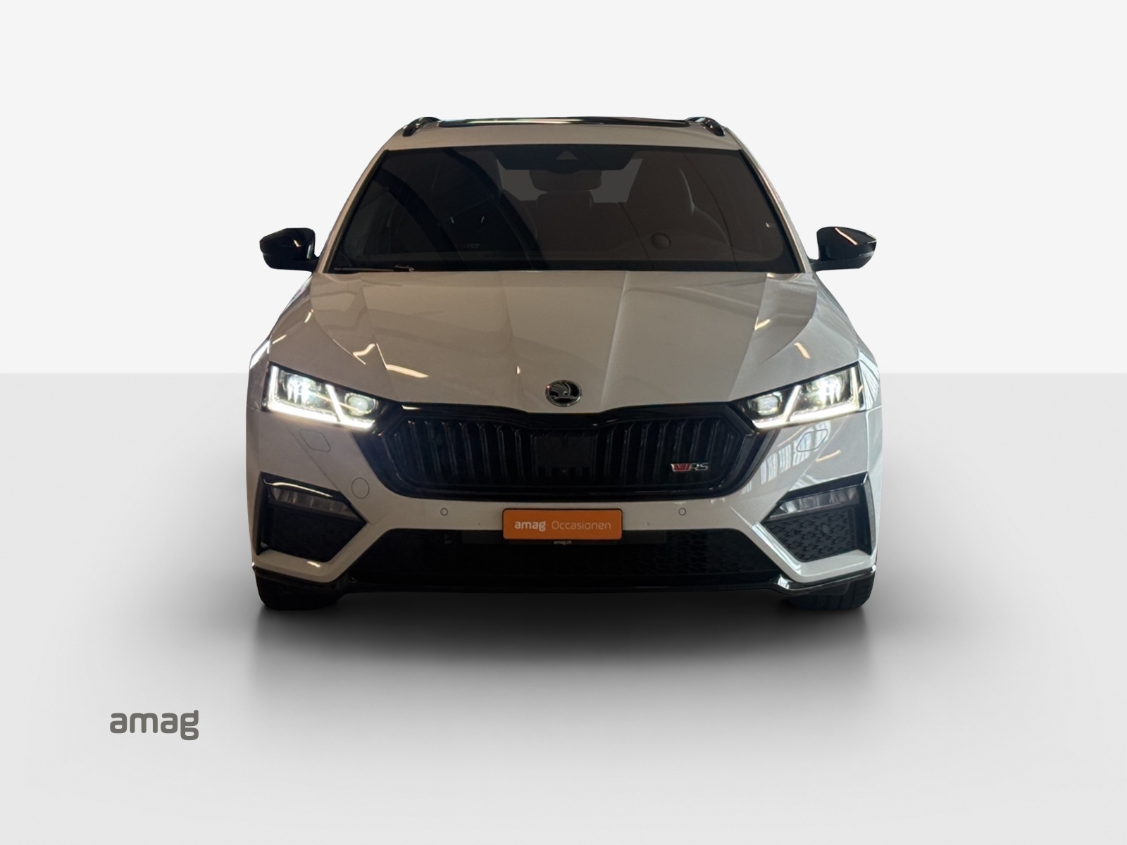SKODA Octavia Combi 2.0 TDI DSG RS 4x4-image-6