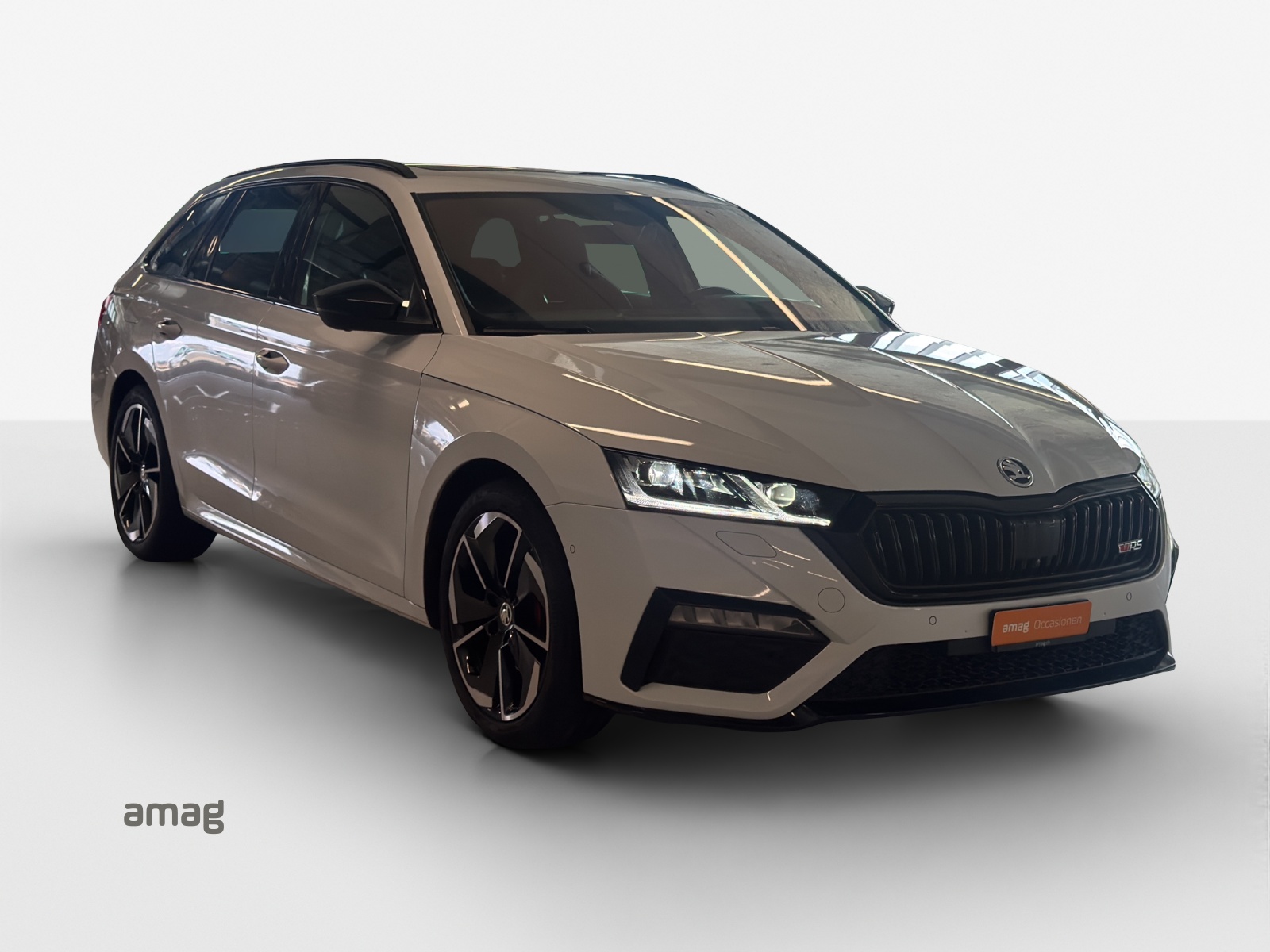 SKODA Octavia Combi 2.0 TDI DSG RS 4x4-image-5