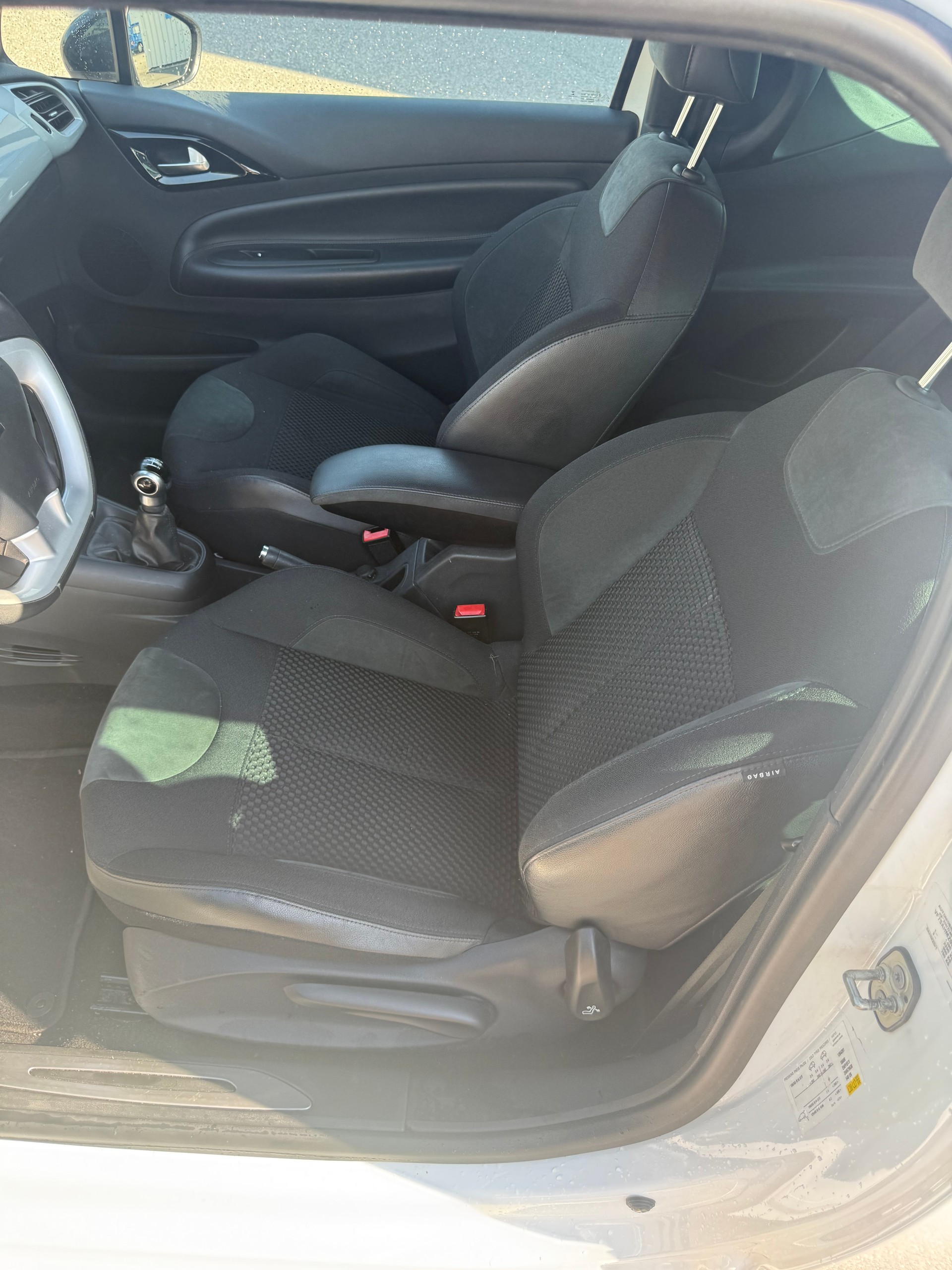 DS AUTOMOBILES DS3 1.2 VTi Chic-image-7