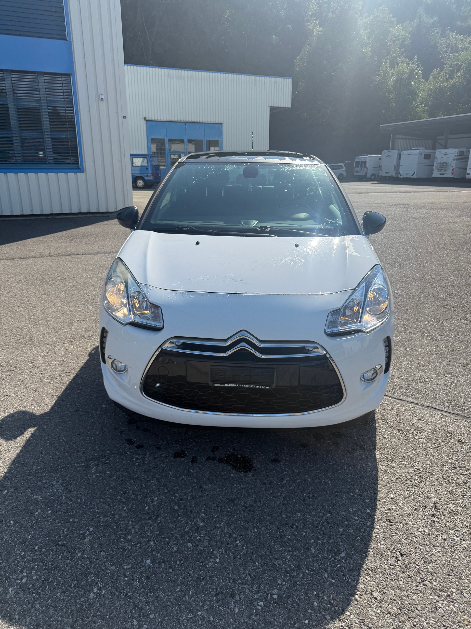 DS AUTOMOBILES DS3 1.2 VTi Chic-image-1
