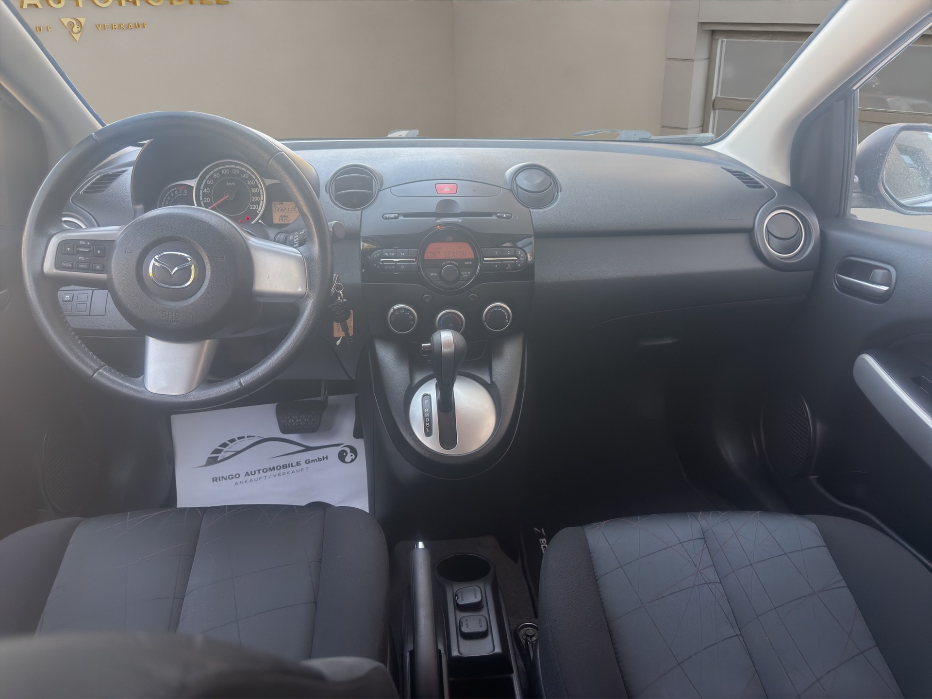 MAZDA 2 1.5i 16V Exclusive Automatic-image-10