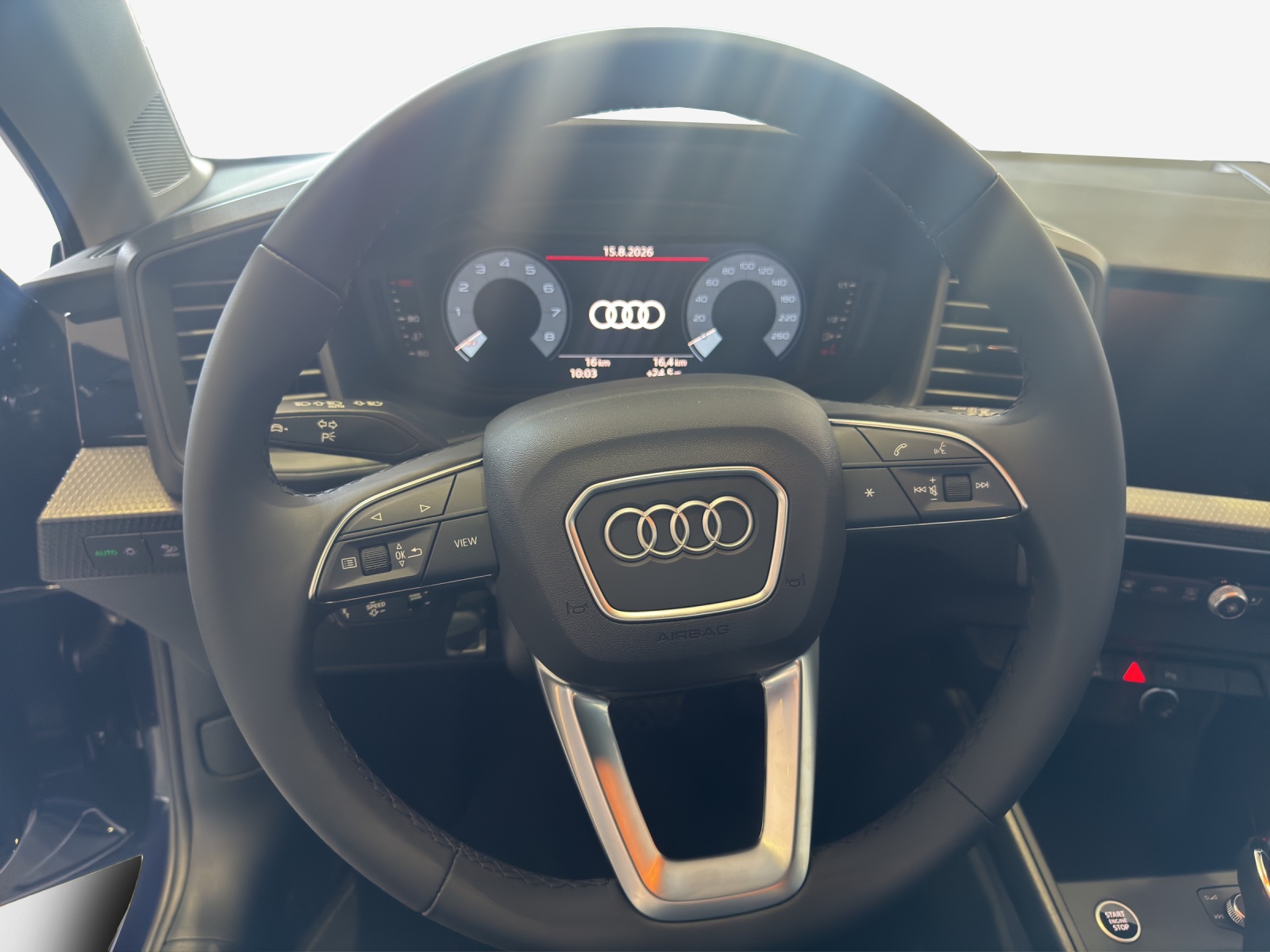 AUDI A1 Sportback 30 TFSI Attraction S-tronic-image-9