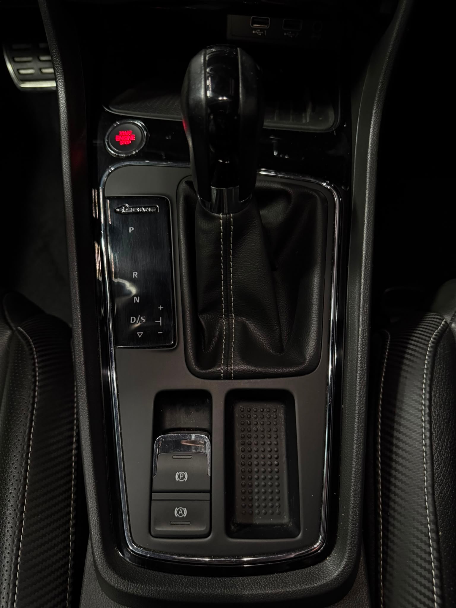 SEAT Leon ST 2.0 TSI Cupra 300 4 Drive DSG | Panoramadach-image-13