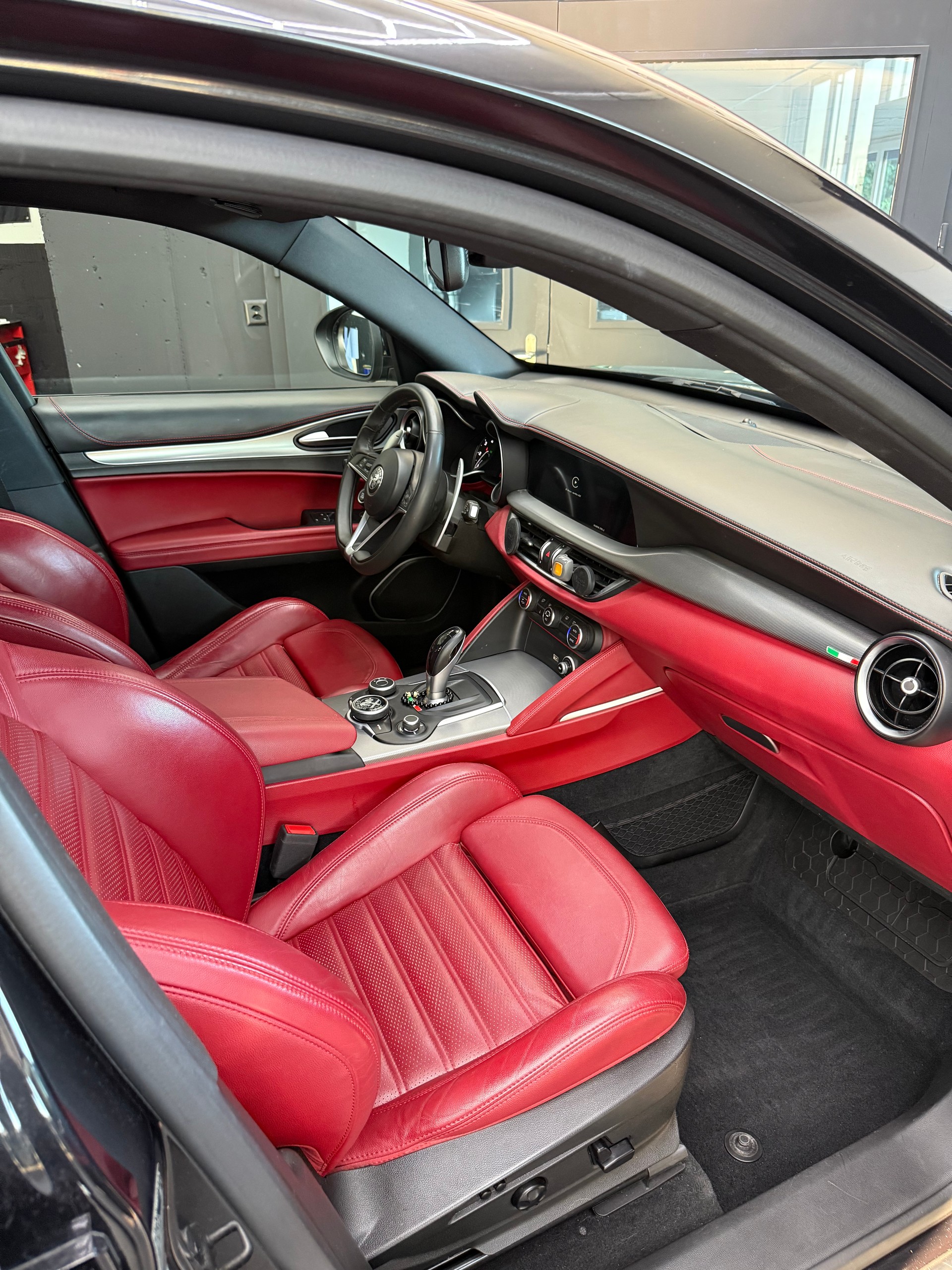 ALFA ROMEO Stelvio 2.2 JTDM Super Q4 Automatic-image-11