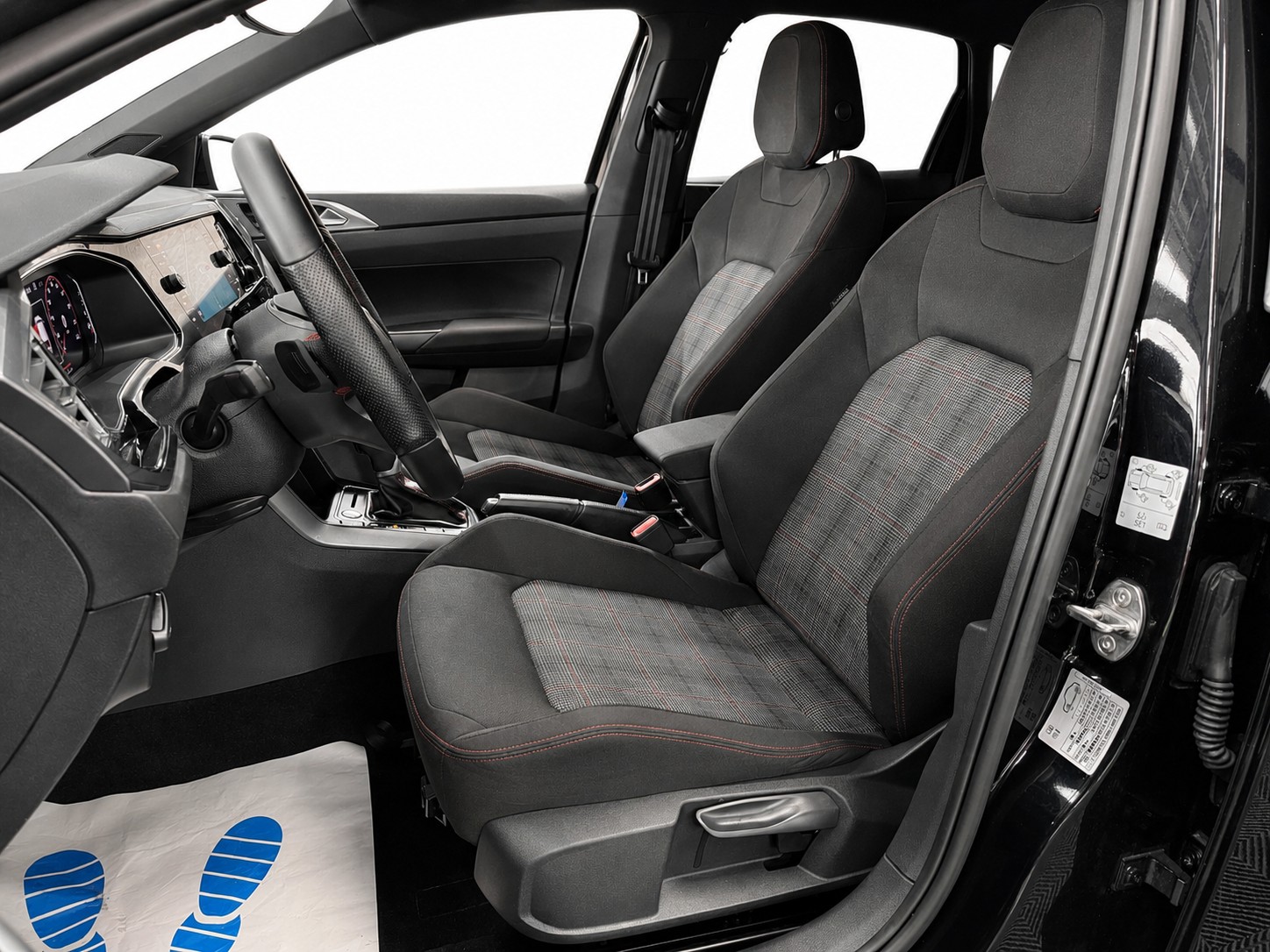 VW Polo 2.0 TSI GTI DSG * IQ-Light *-image-10