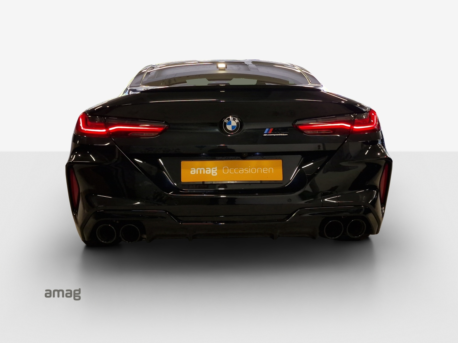 BMW M8 xDrive Steptronic M Competition-image-3