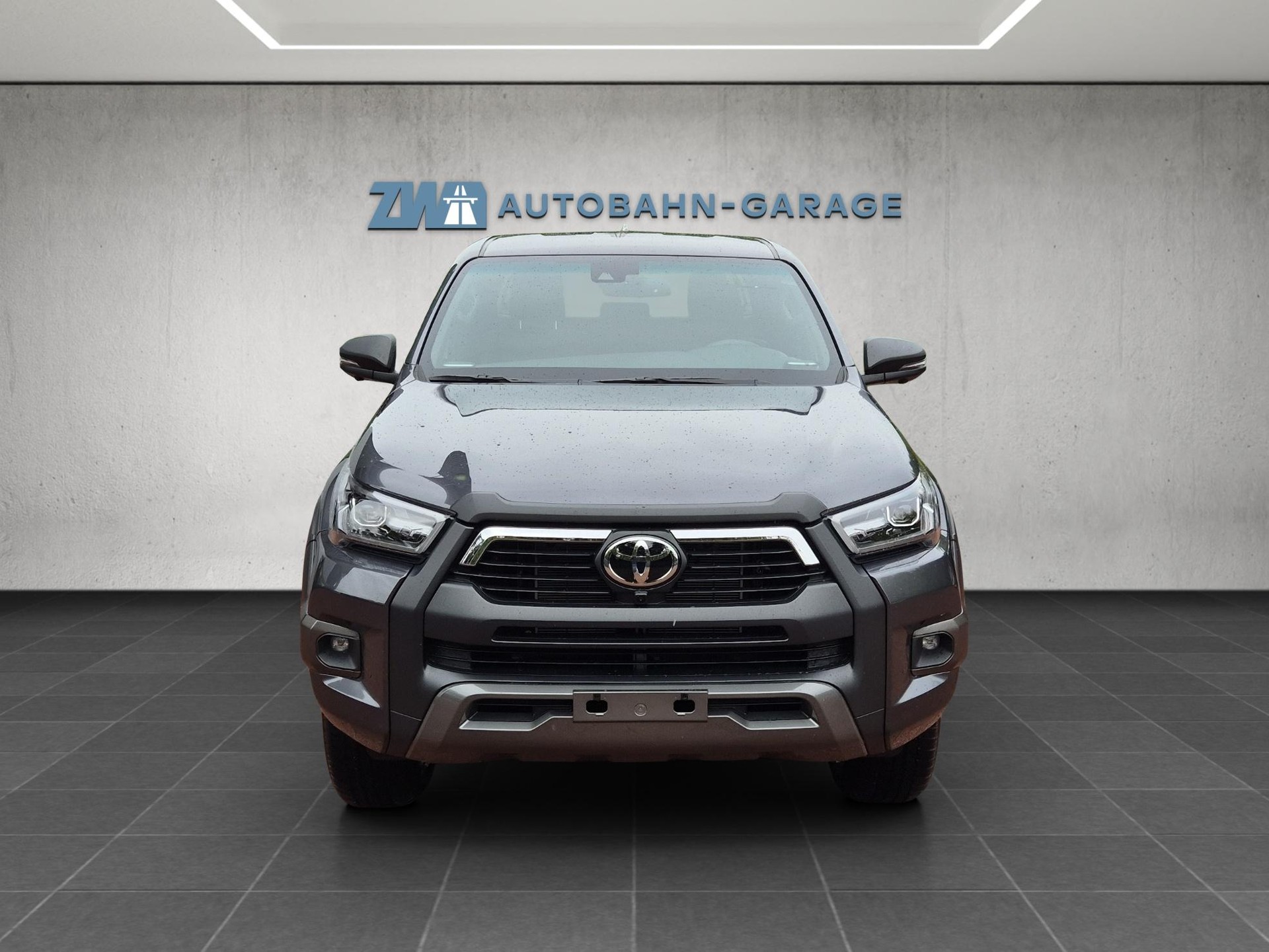 TOYOTA Hilux Double Cab.-Pick-up 2.8 D-4D MHEV 204 Invincible-image-7