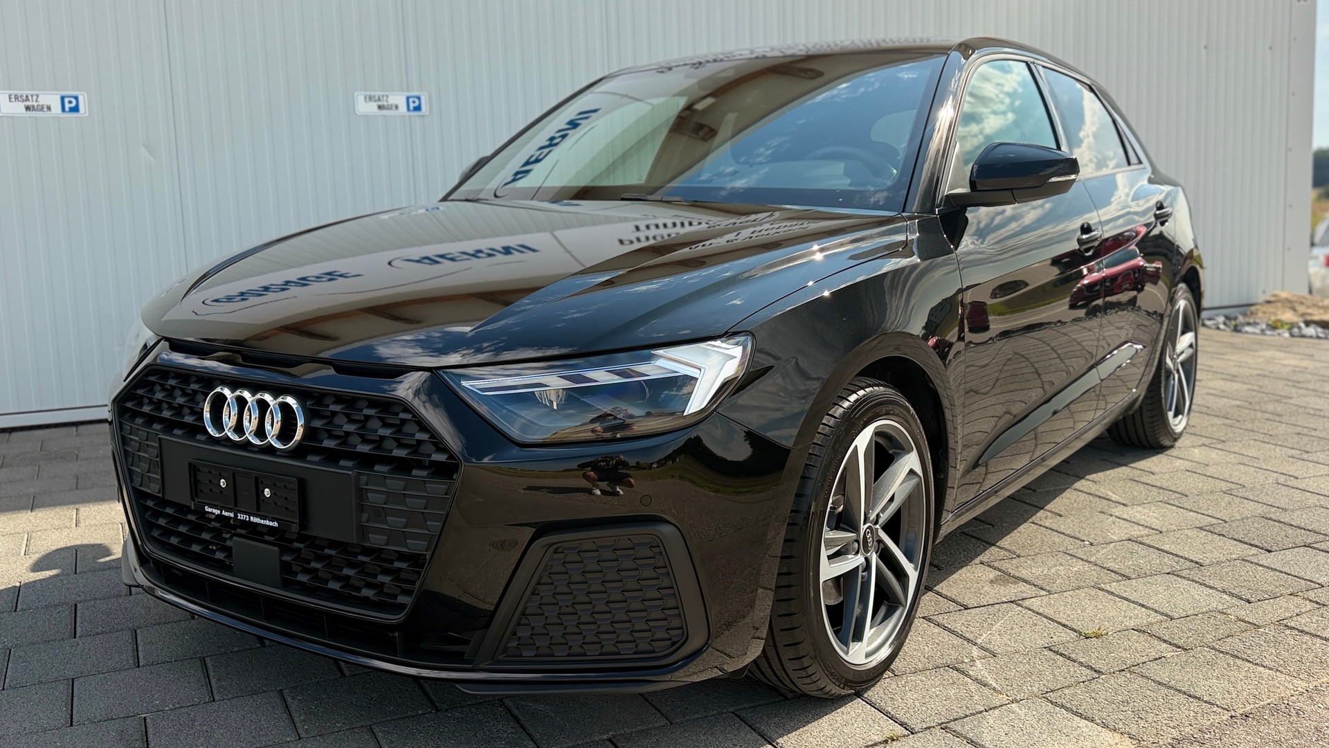 AUDI A1 Sportback S-Line 30 TFSI S-tronic / Audi-Werksgarantie & Gratis-Service 10 Jahre, 100.000 km (ASSP+)-image-3