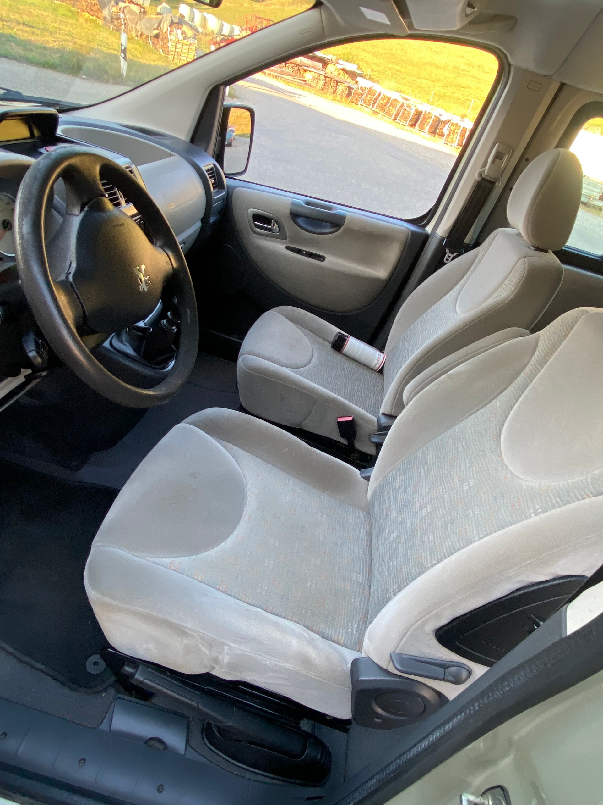 PEUGEOT Expert Tepee 2.0 HDi Confort L1 **Frisch ab MFK**-image-4