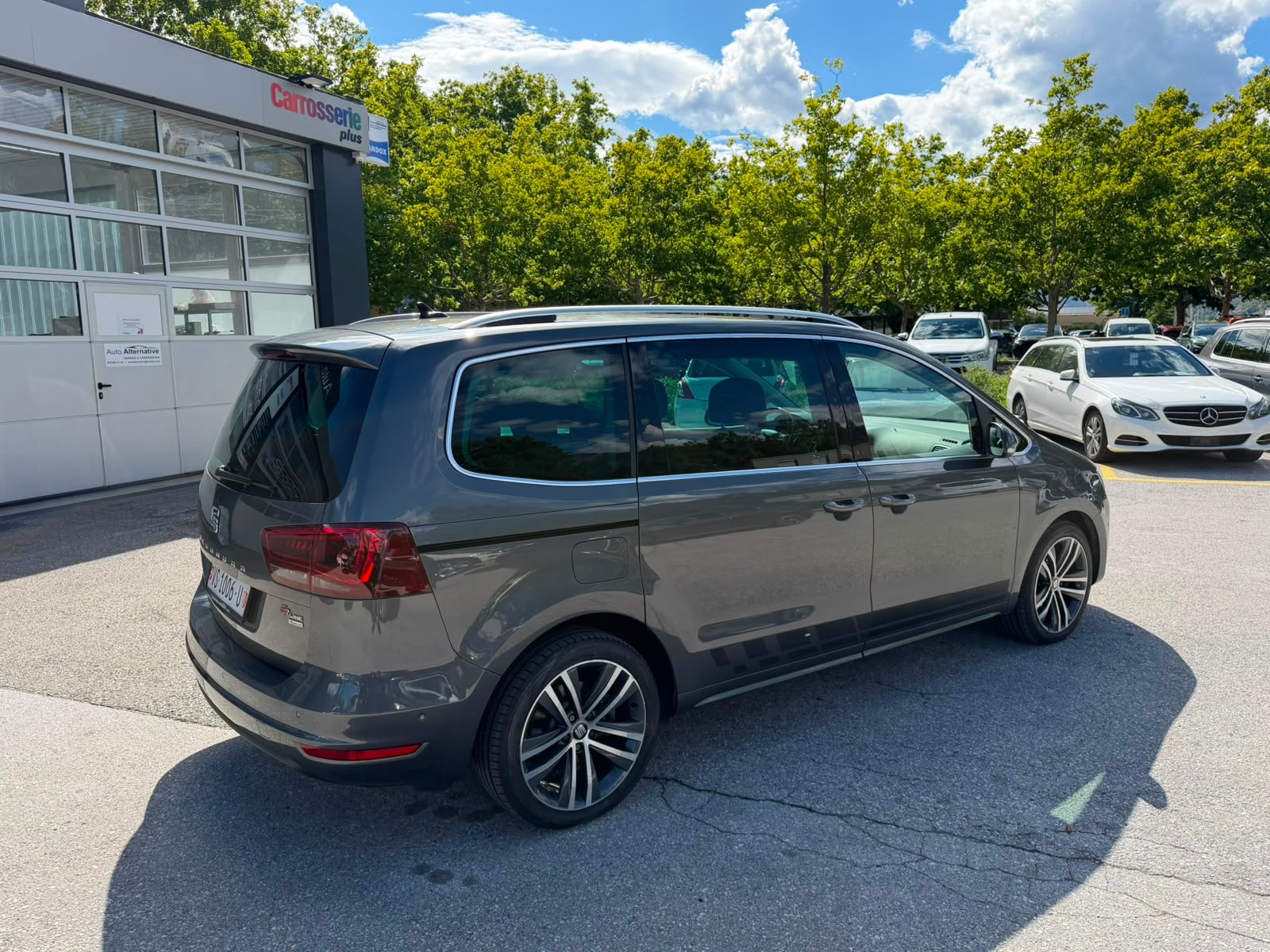 SEAT Alhambra 2.0 TDI 4Drive SWISS FR-image-4