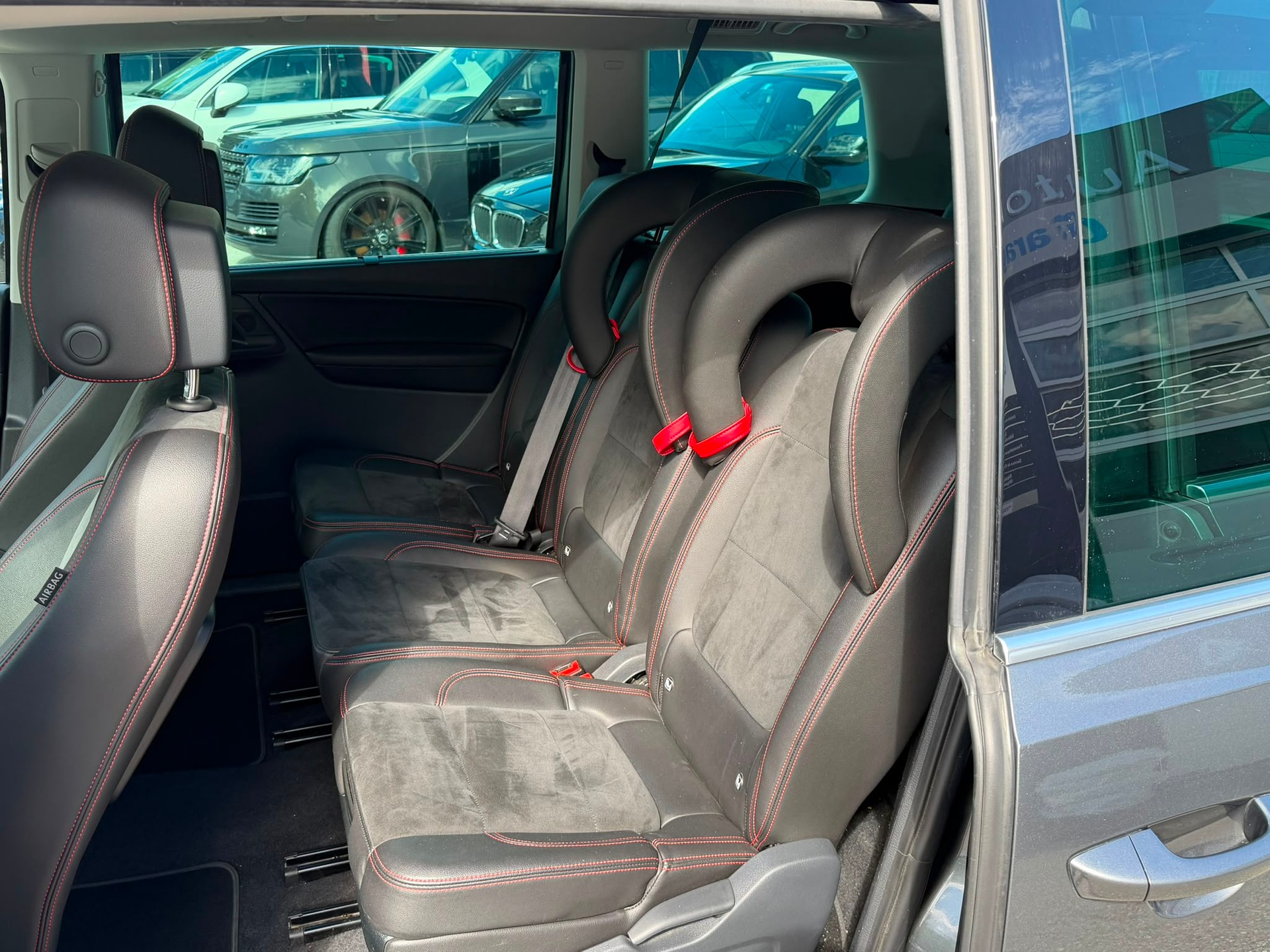 SEAT Alhambra 2.0 TDI 4Drive SWISS FR-image-22