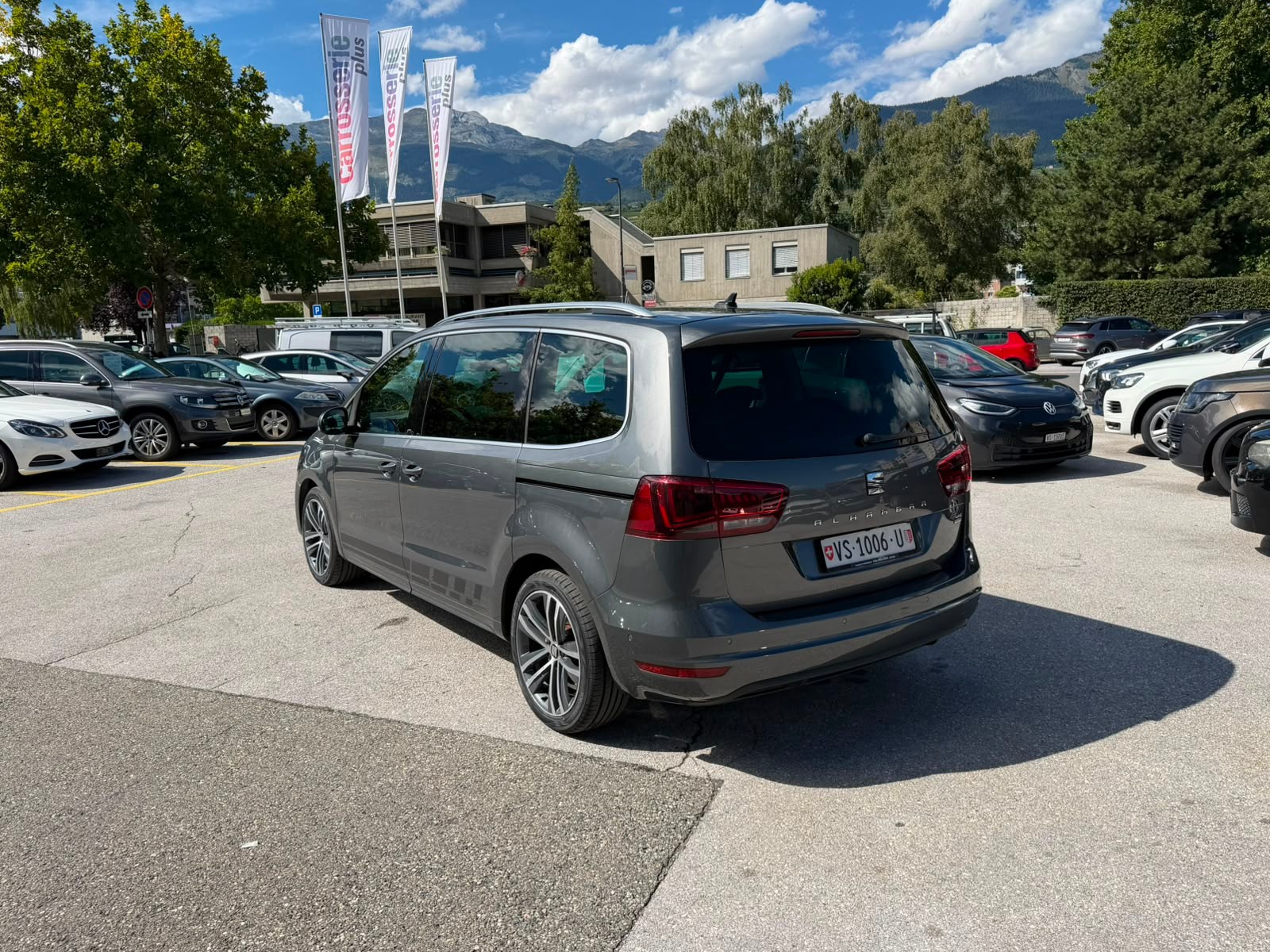 SEAT Alhambra 2.0 TDI 4Drive SWISS FR-image-9